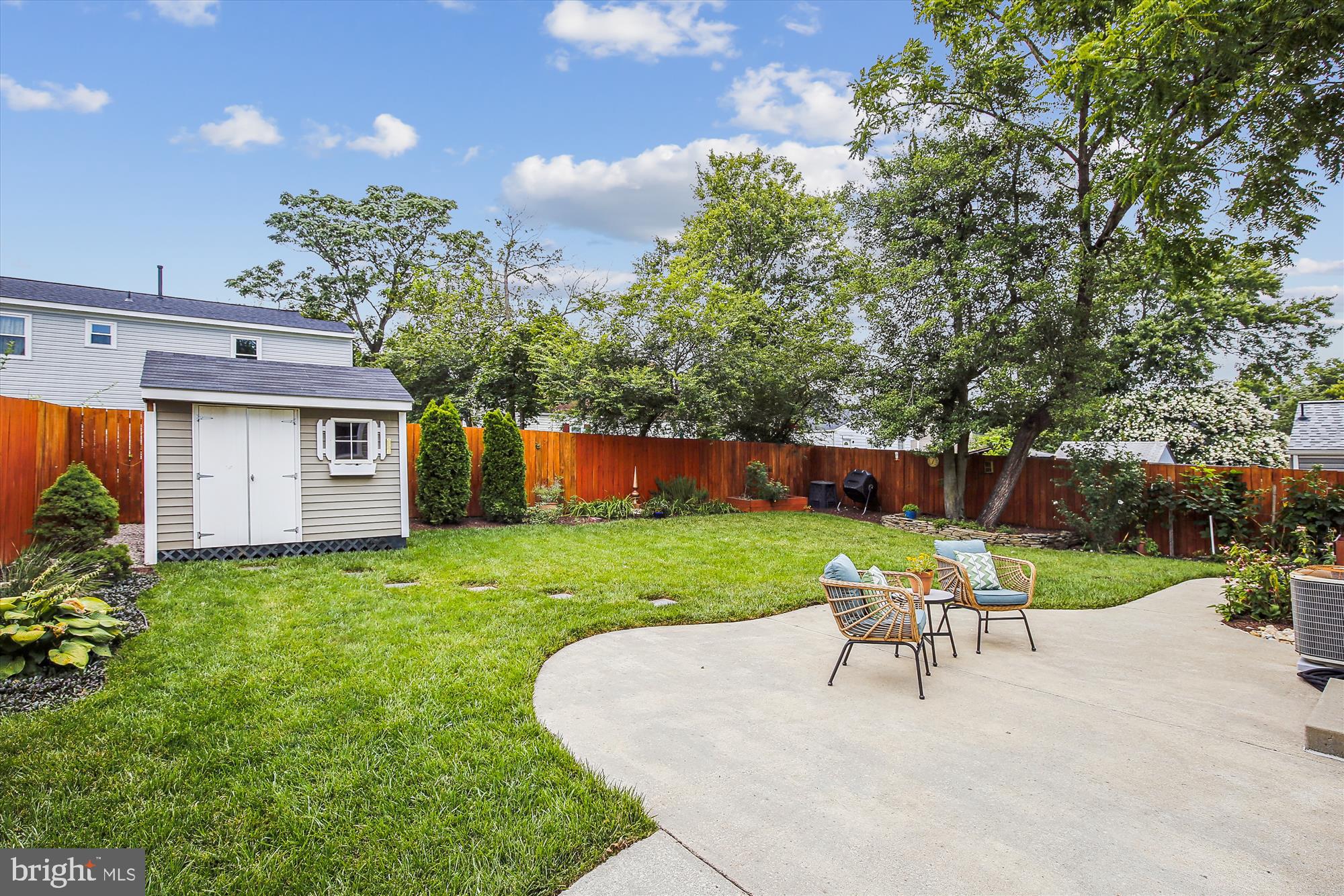 6106 Bangor Dr