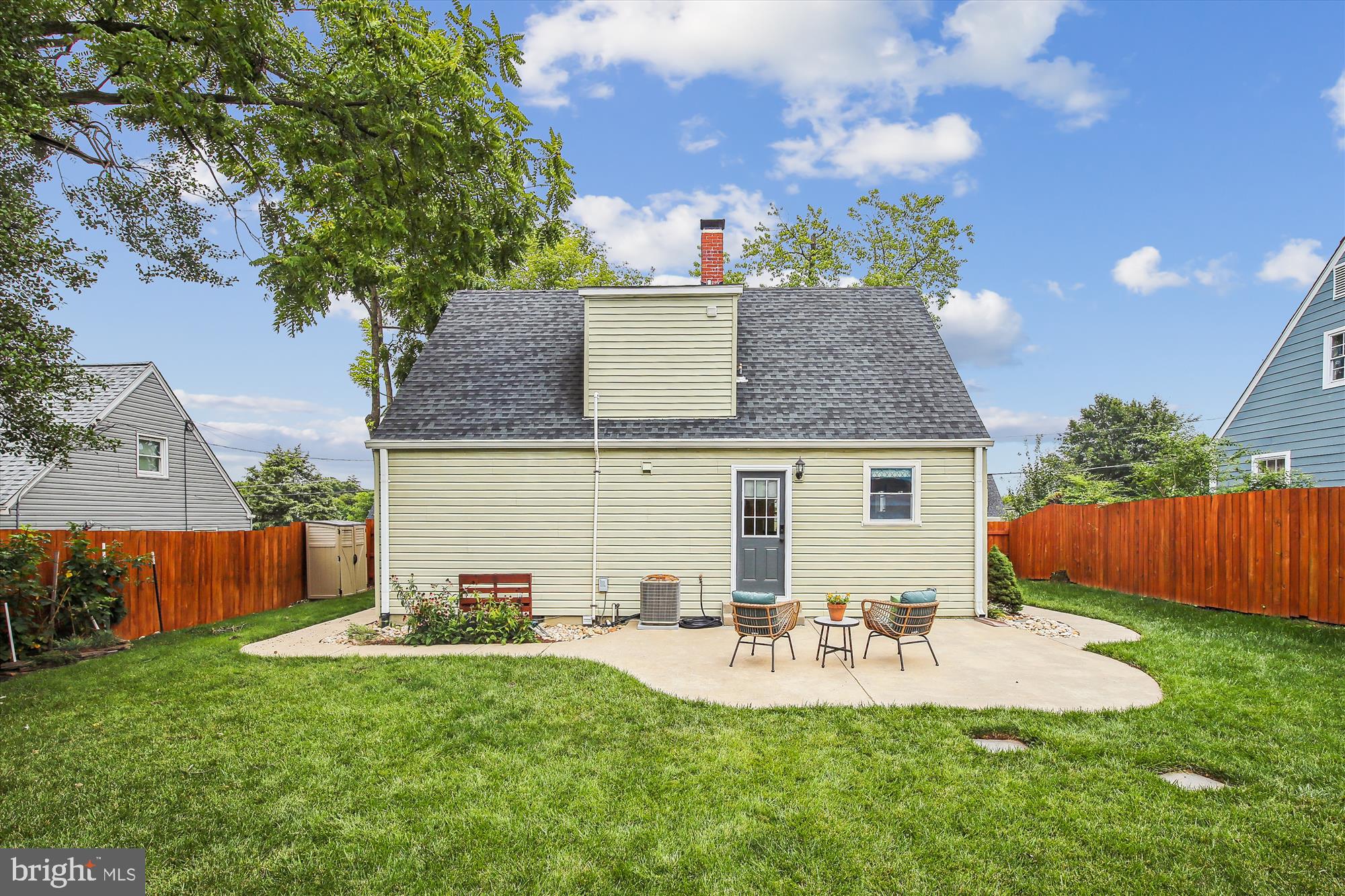 6106 Bangor Dr