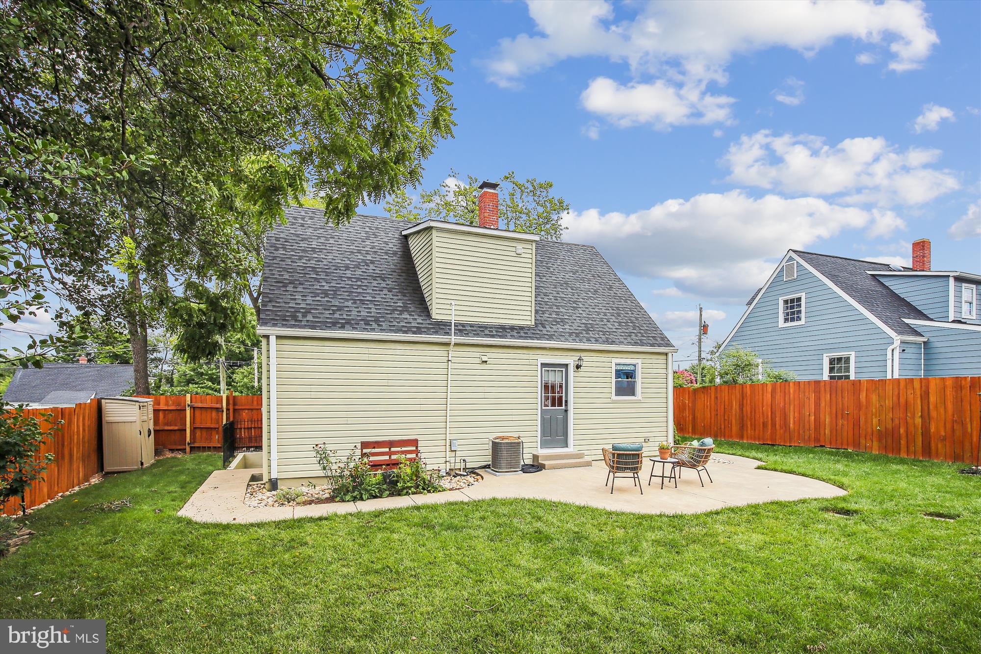 6106 Bangor Dr