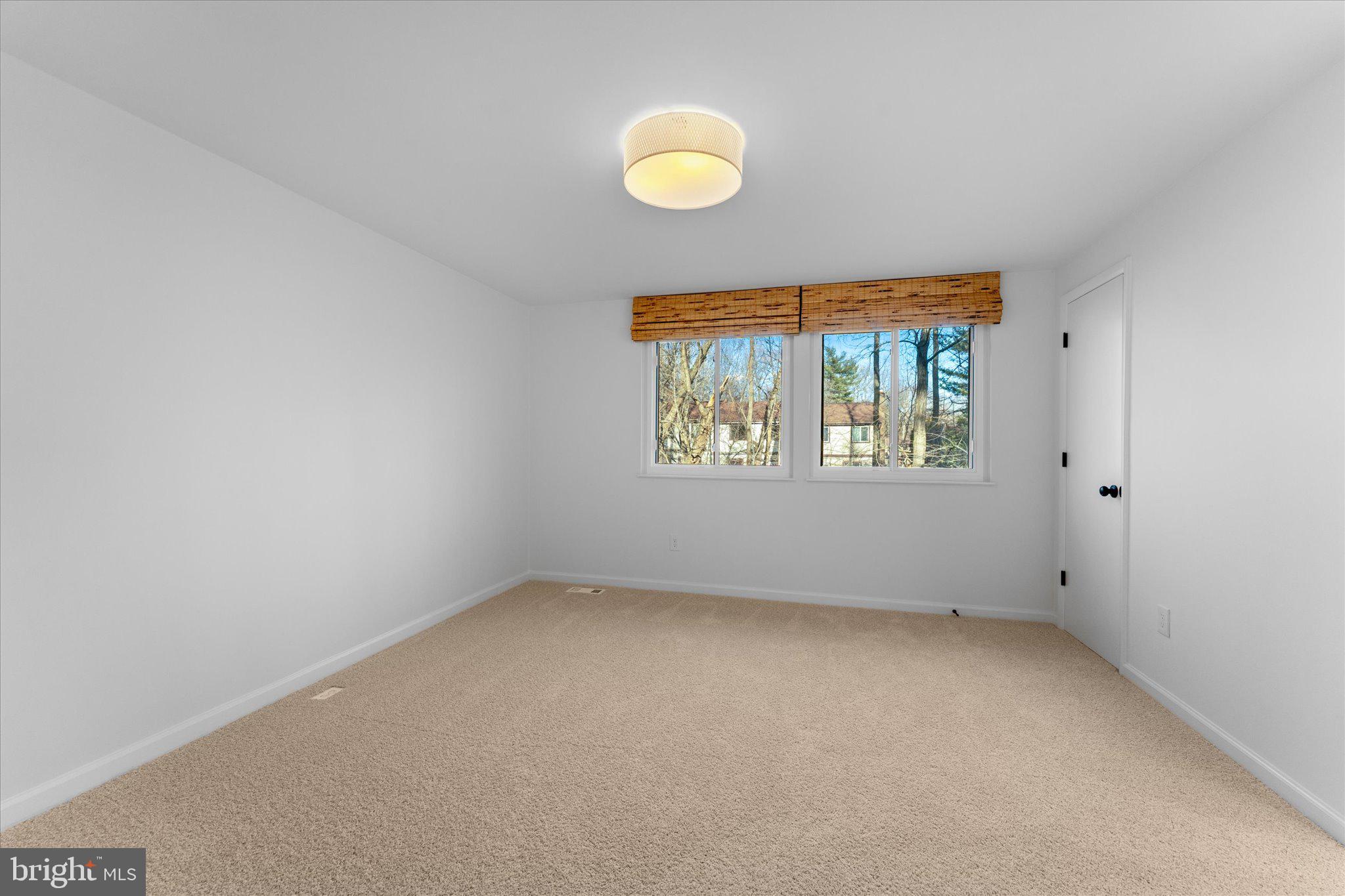 5839 OAK LADDER CT