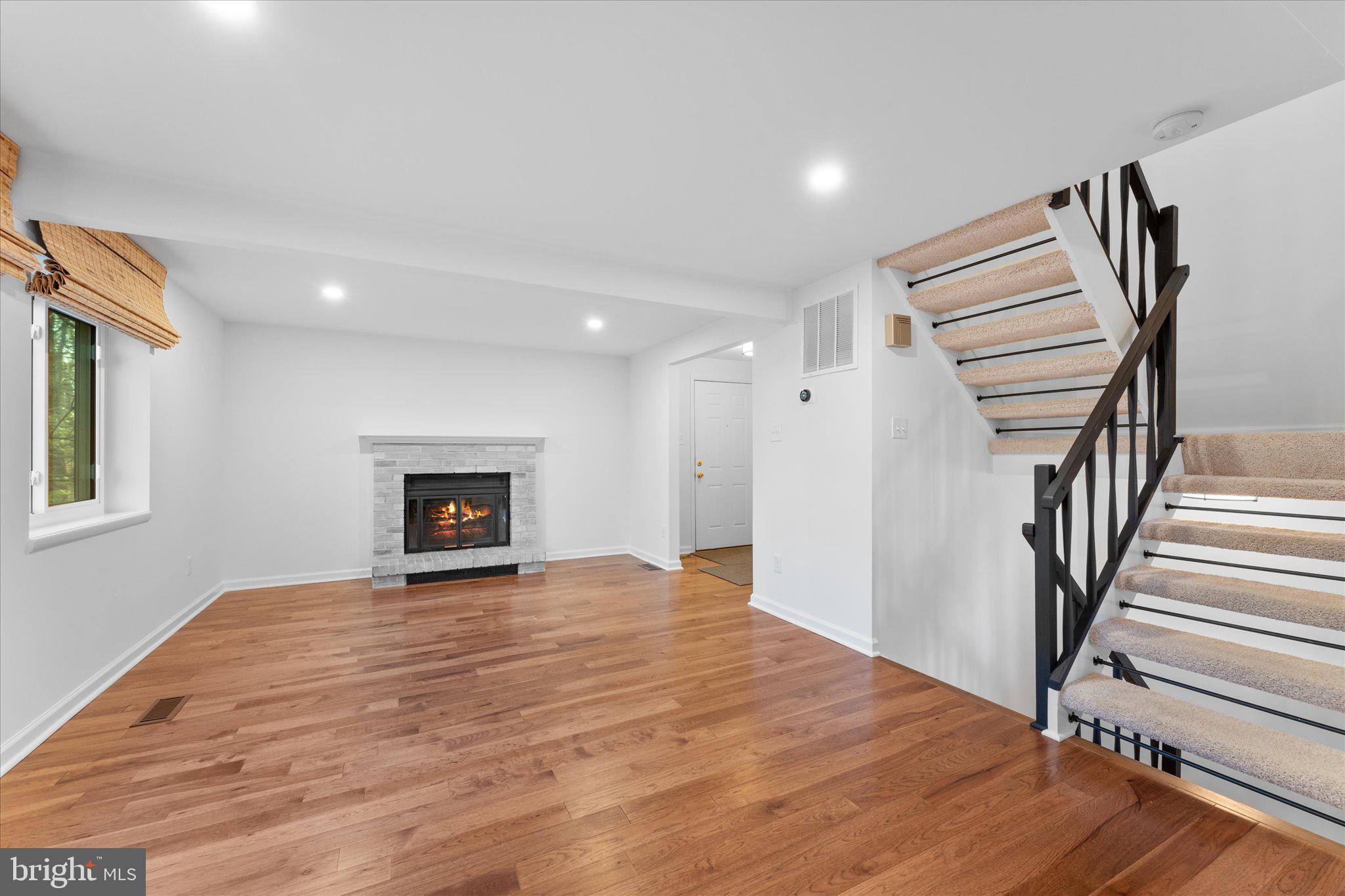 5839 OAK LADDER CT