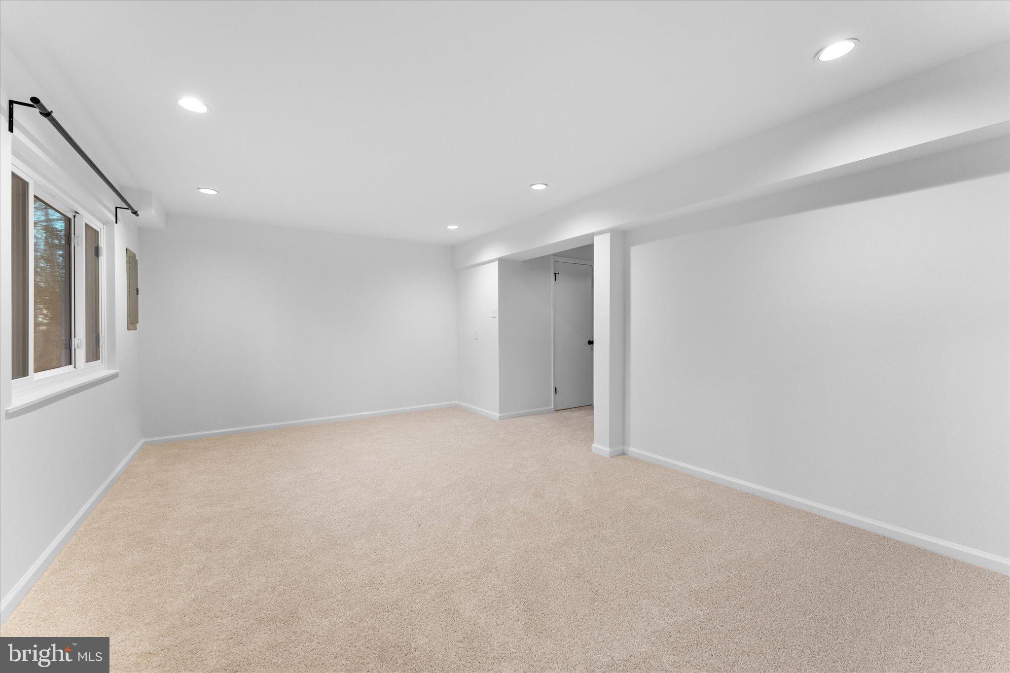 5839 OAK LADDER CT