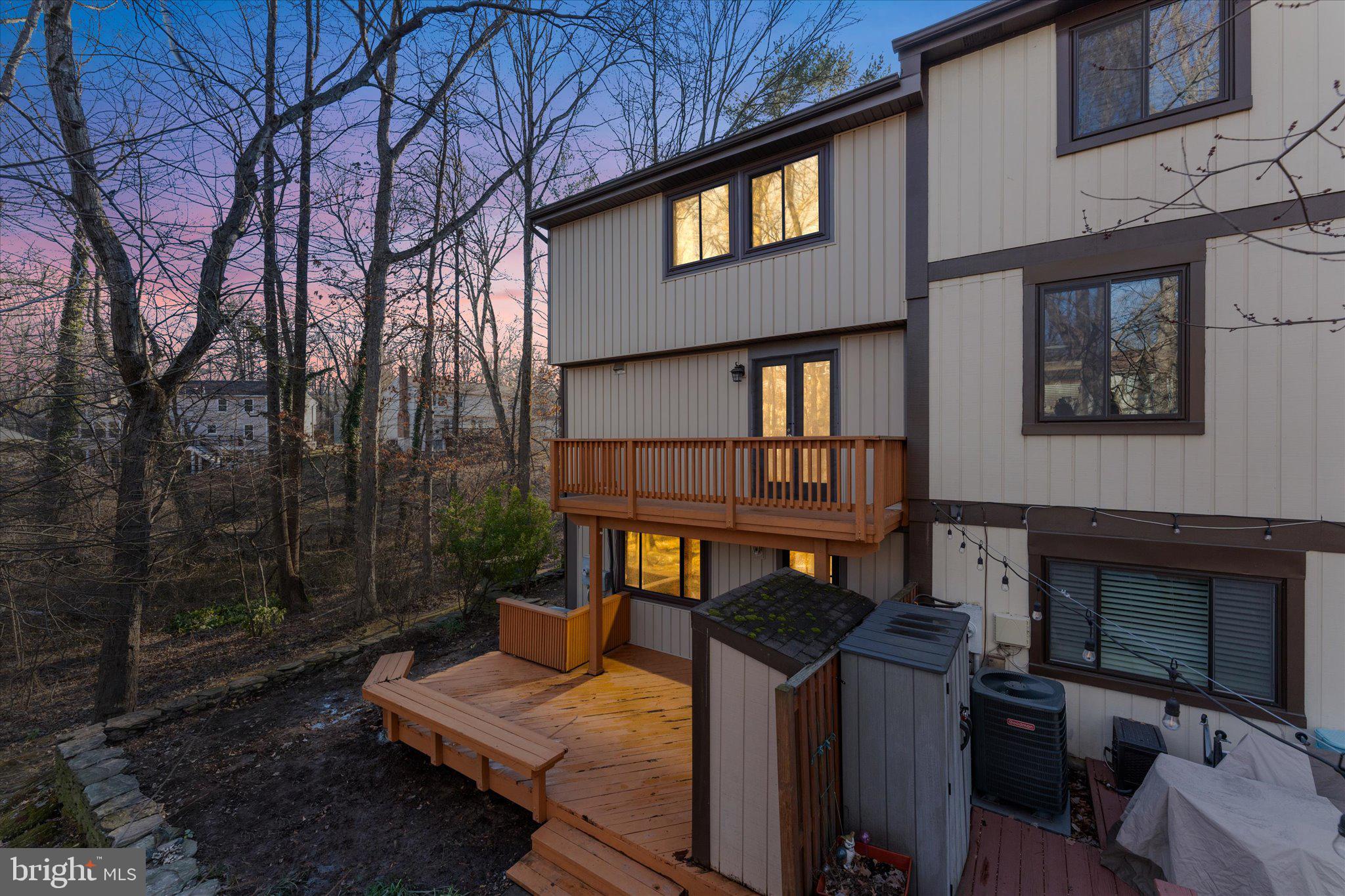 5839 OAK LADDER CT