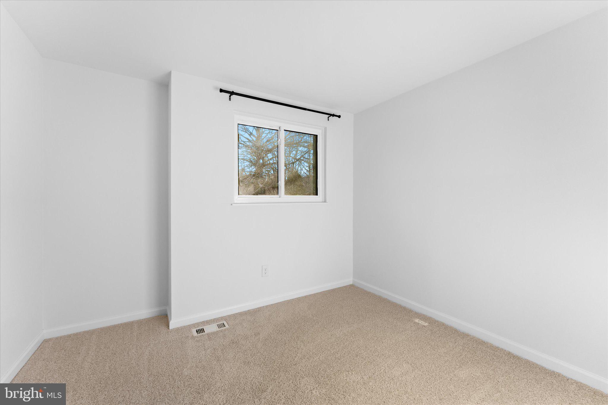 5839 OAK LADDER CT