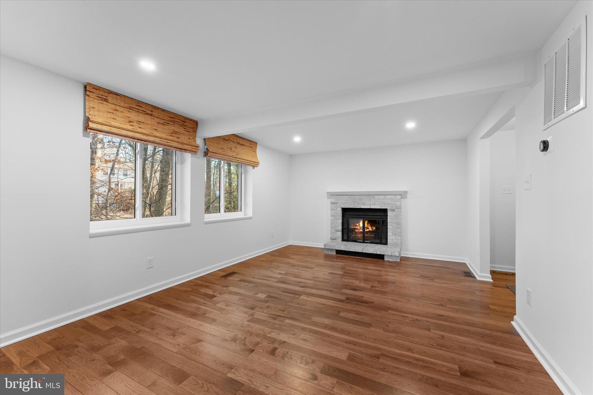 5839 OAK LADDER CT