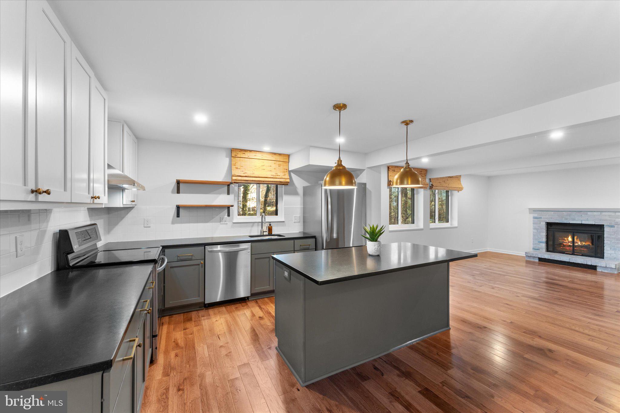 5839 OAK LADDER CT