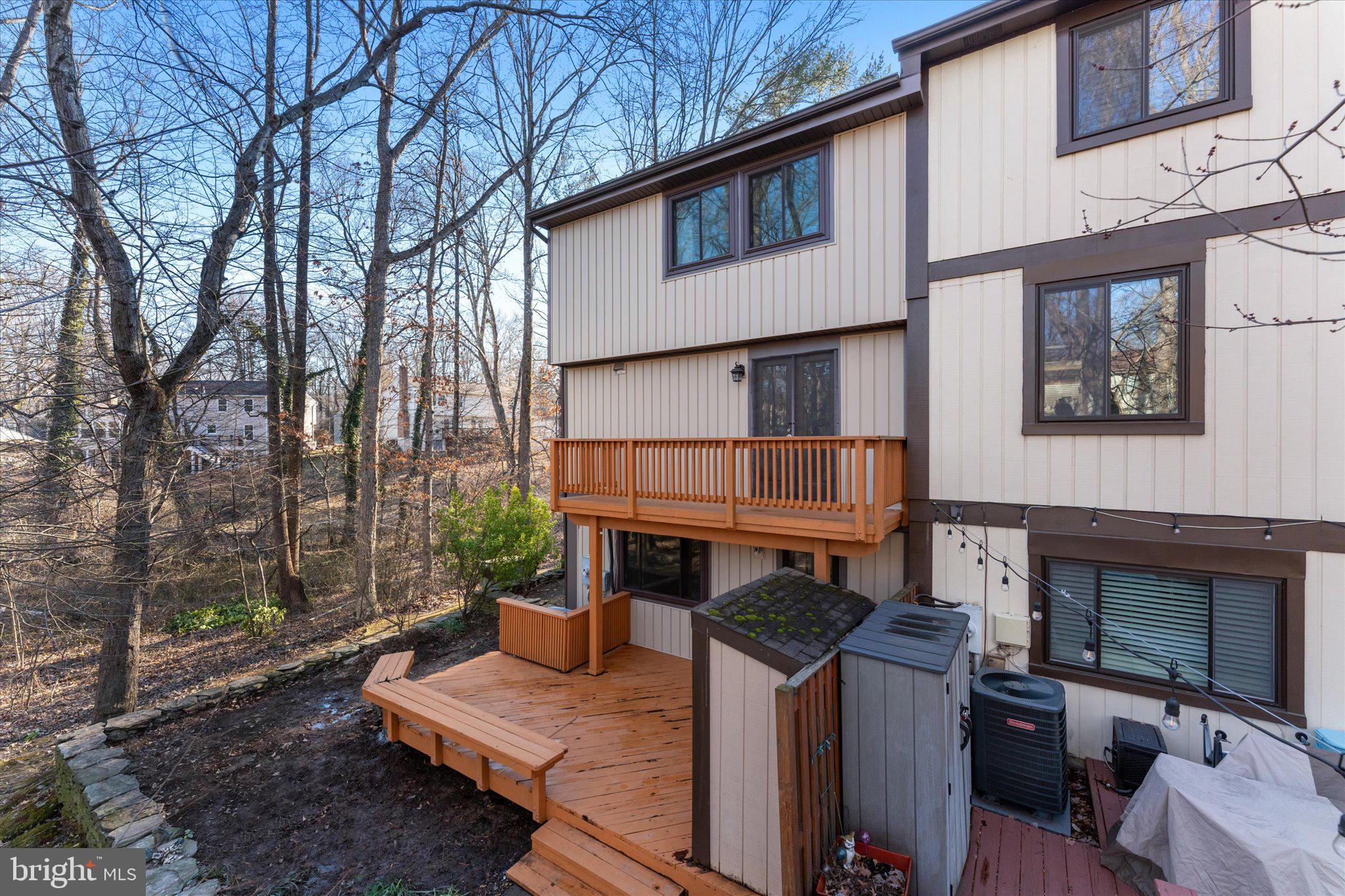 5839 OAK LADDER CT