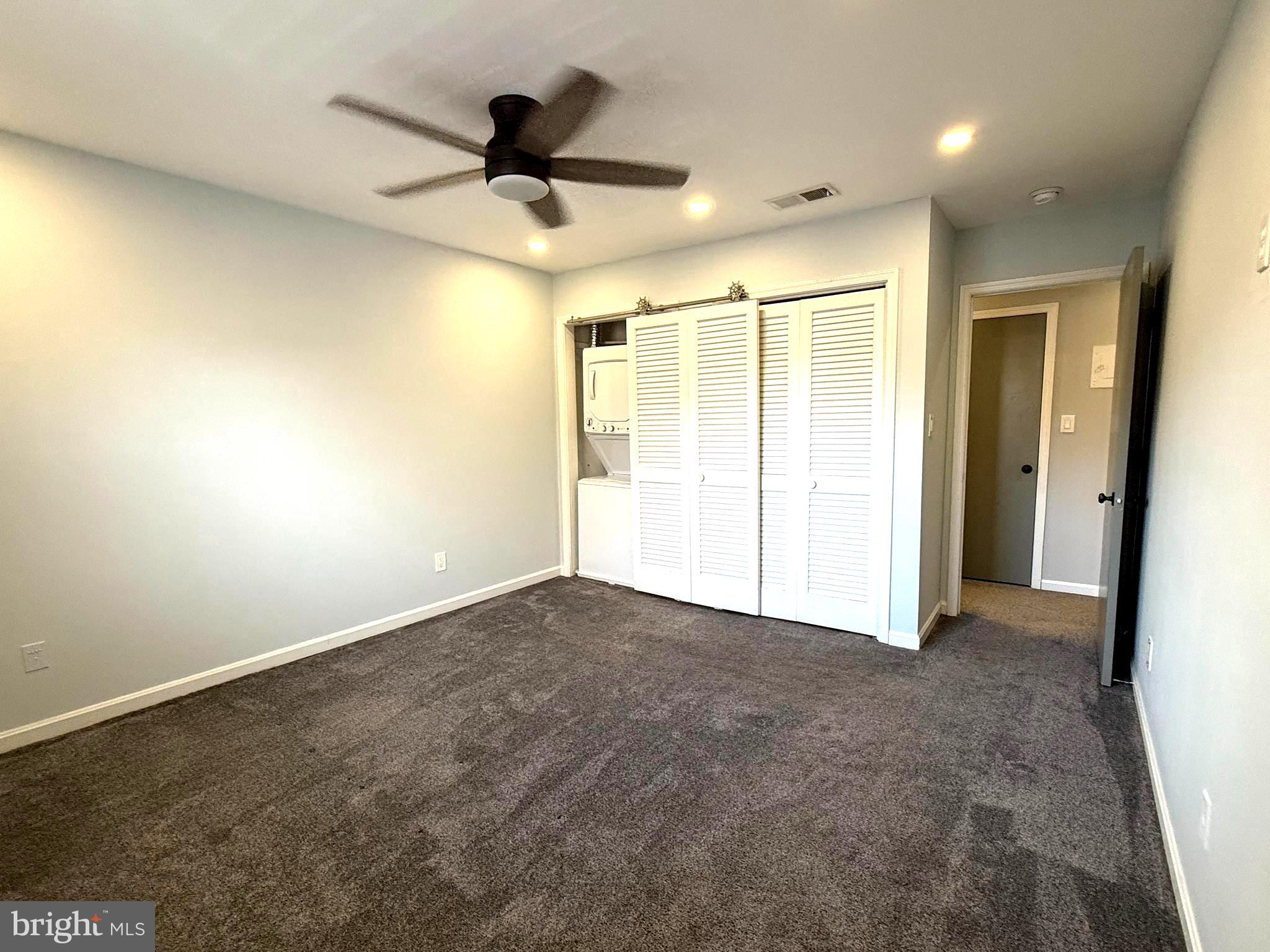 5900-E Surrey Hill Pl #693