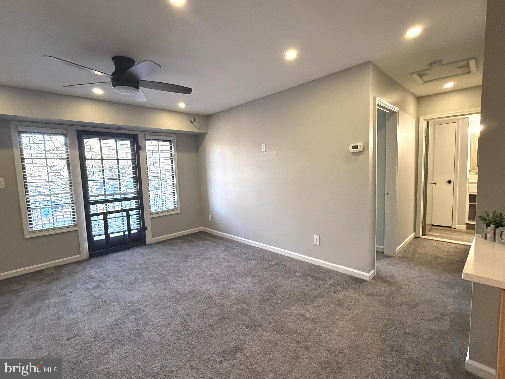 5900-E Surrey Hill Pl #693