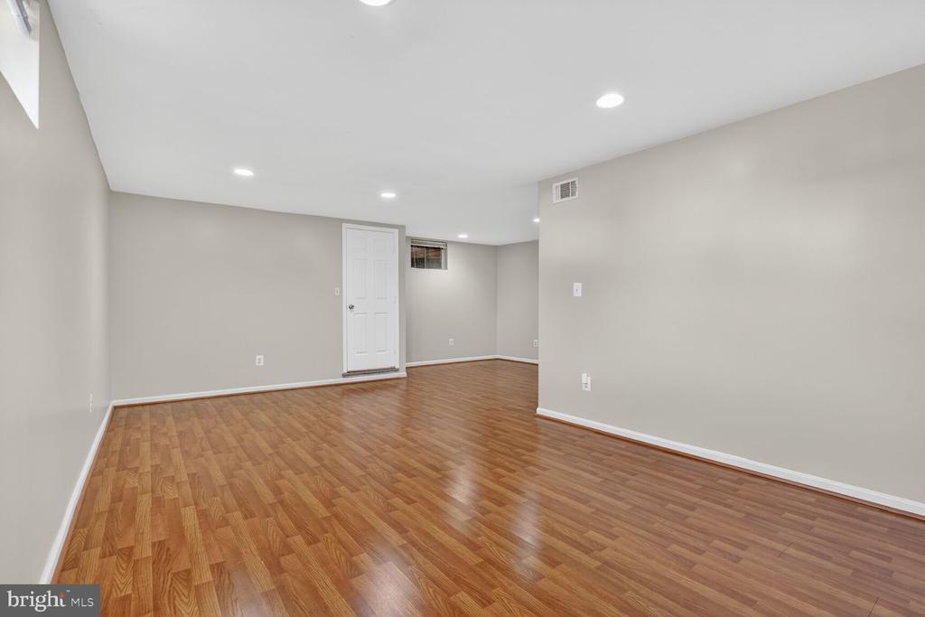 13701 ROSETREE COURT