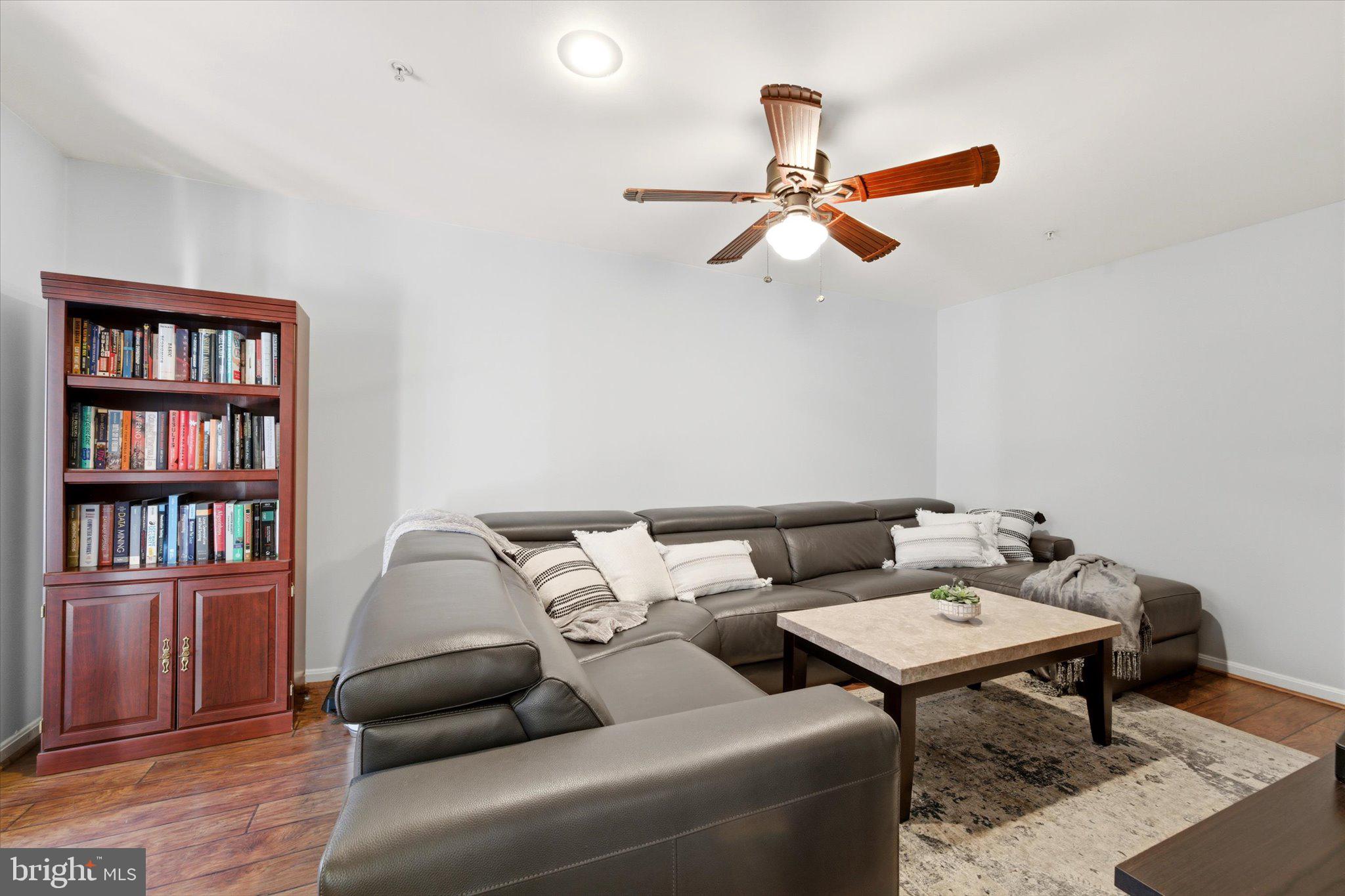 4367 HACKNEY COACH LANE 162