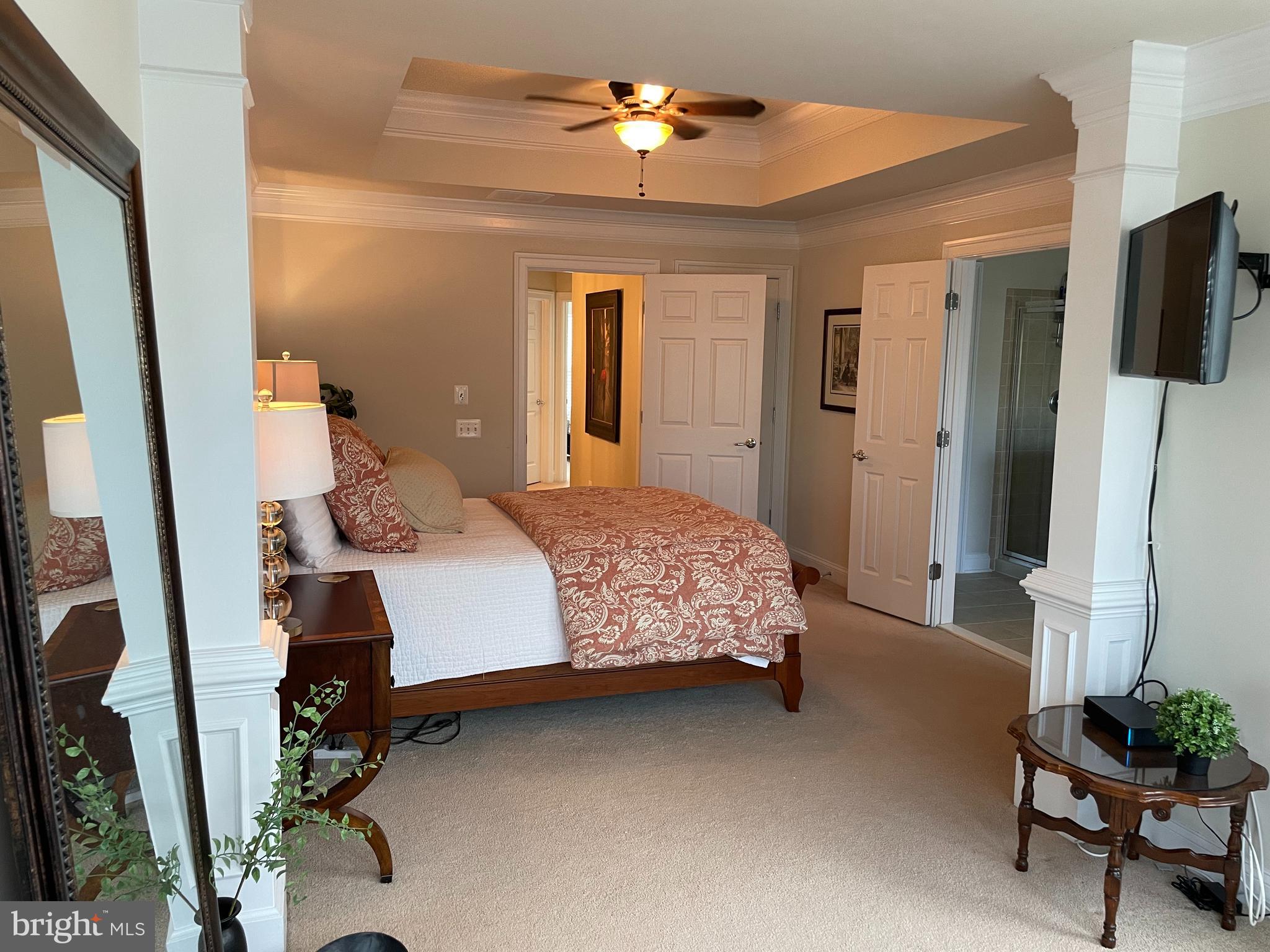 527 Glade Fern Ter SE