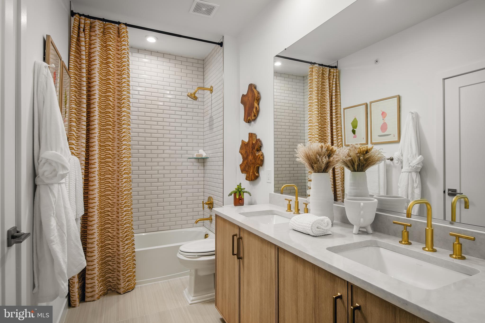 22122 Headwater Ter