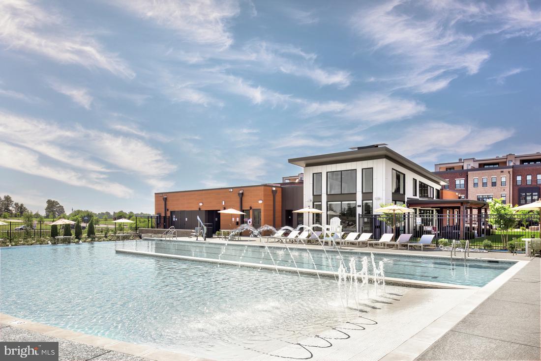 22122 Headwater Ter