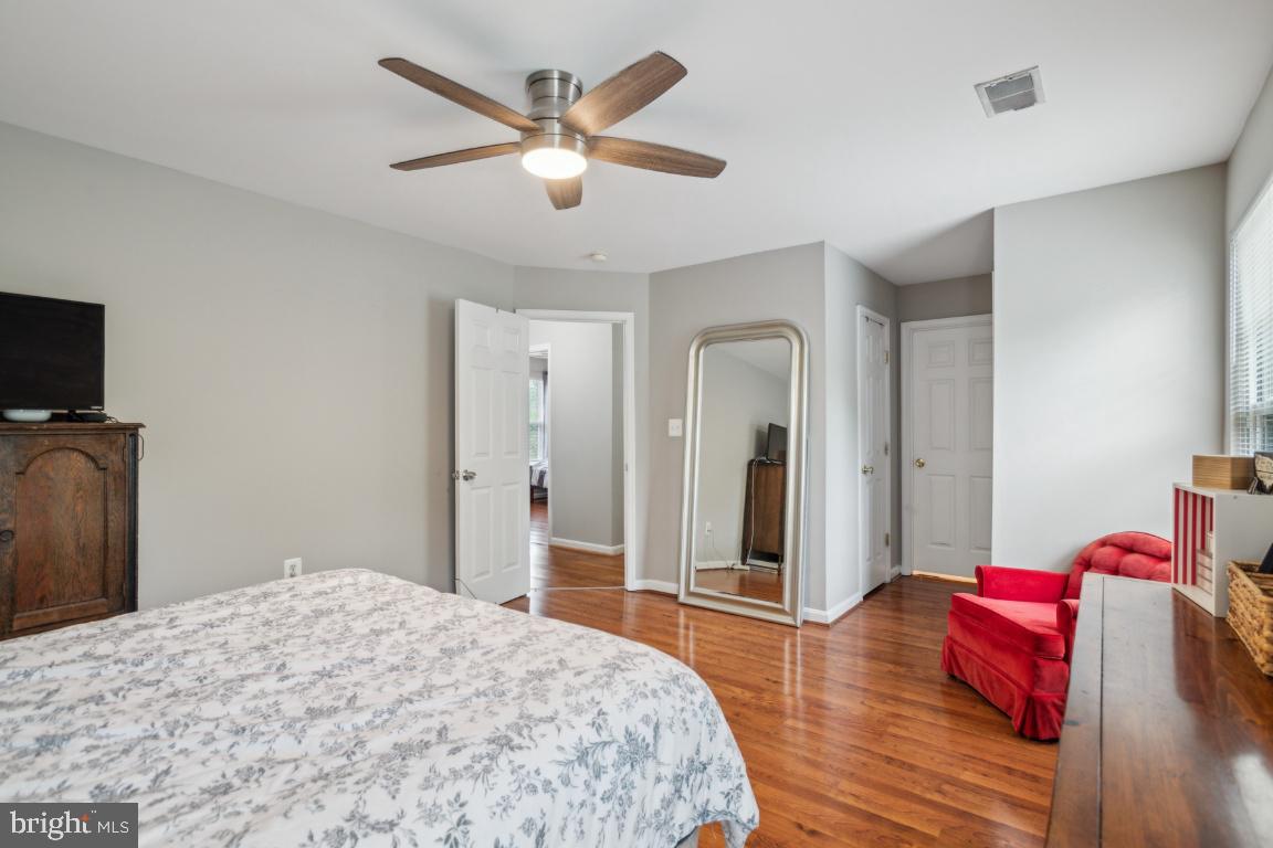 8645 Adrienne Pl