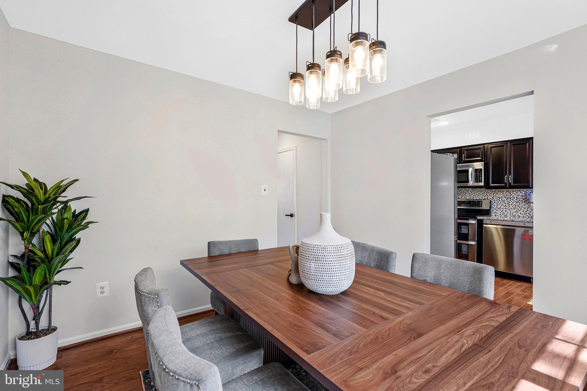 8453 MCKENZIE CIRCLE