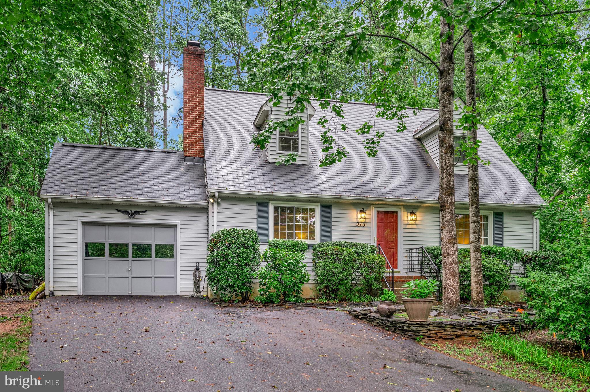 215 MT PLEASANT DRIVE