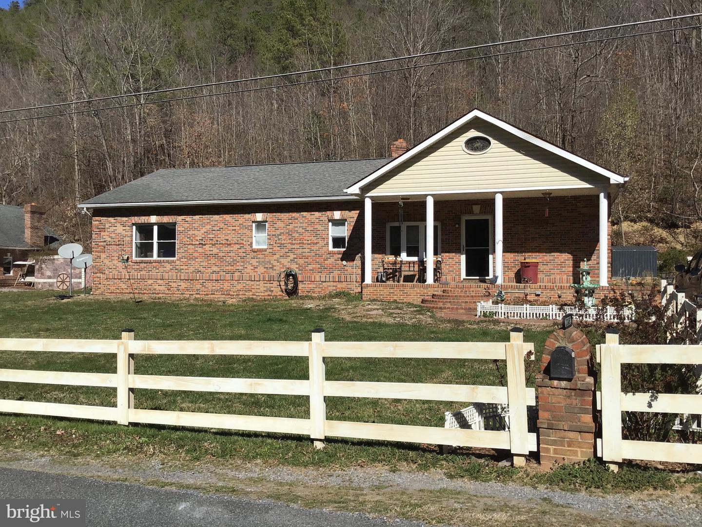 2145 Dovel Hollow Rd