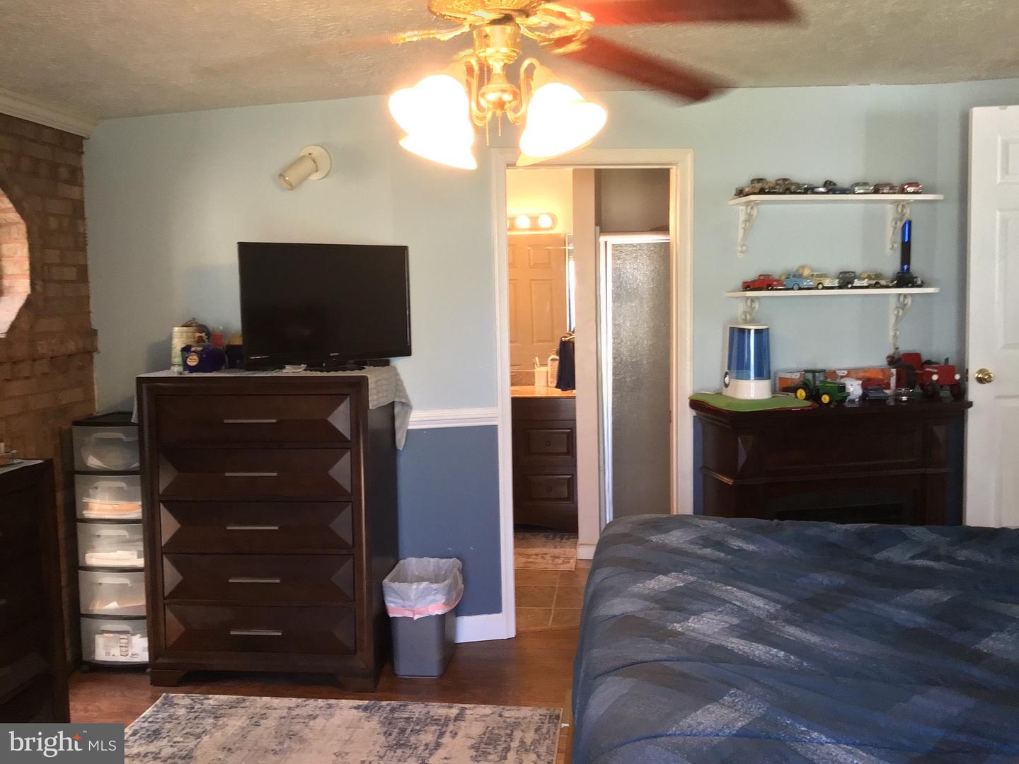 2145 Dovel Hollow Rd