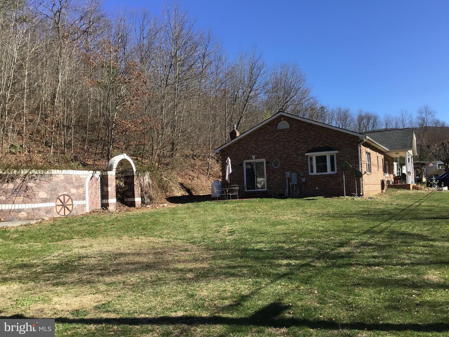 2145 Dovel Hollow Rd