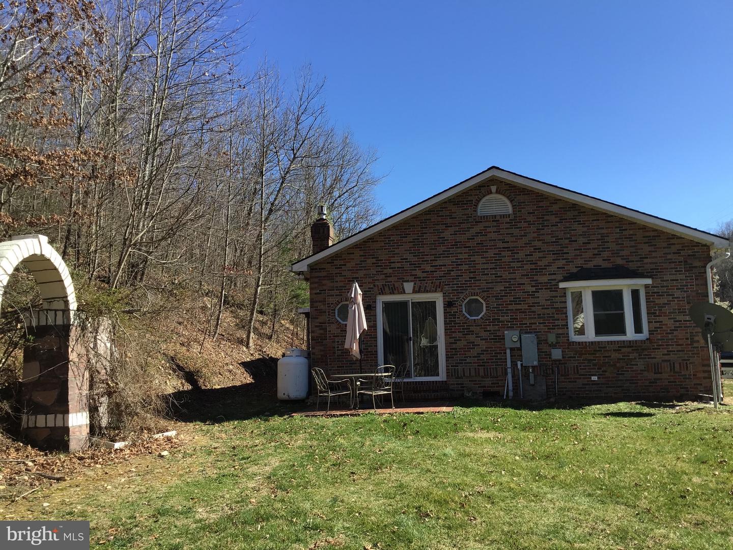 2145 Dovel Hollow Rd