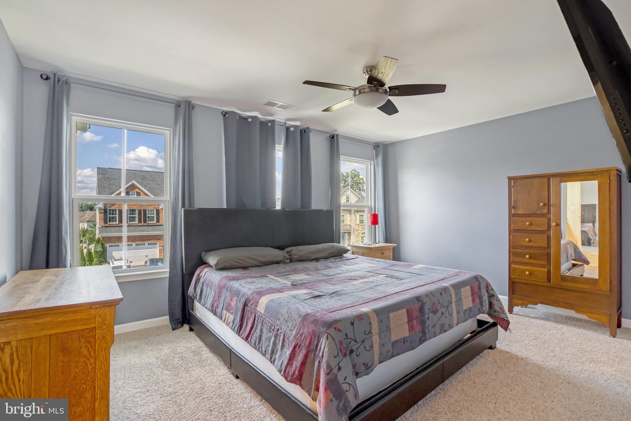 4424 Weejun Loop