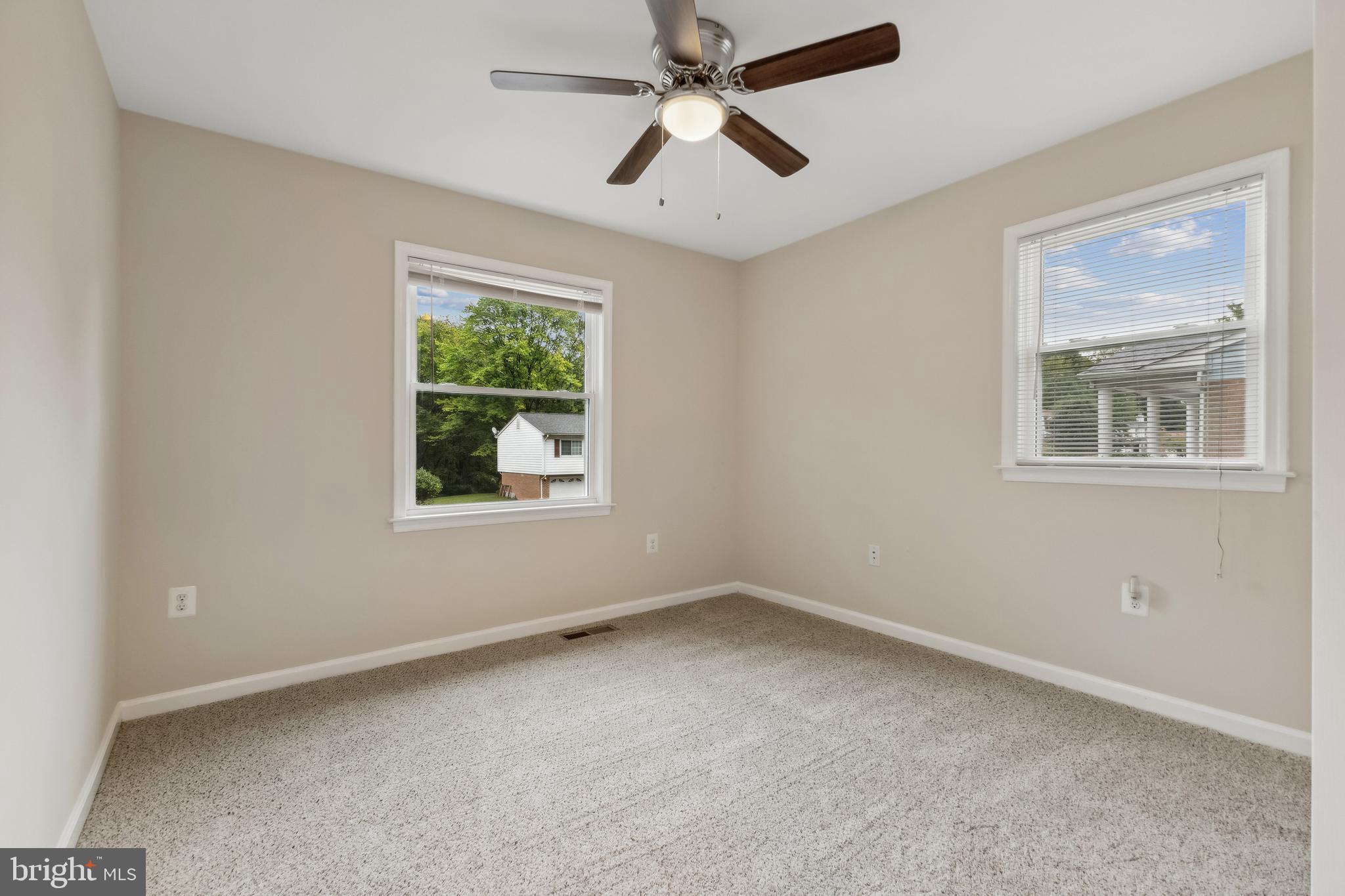 13302 Nassau Dr