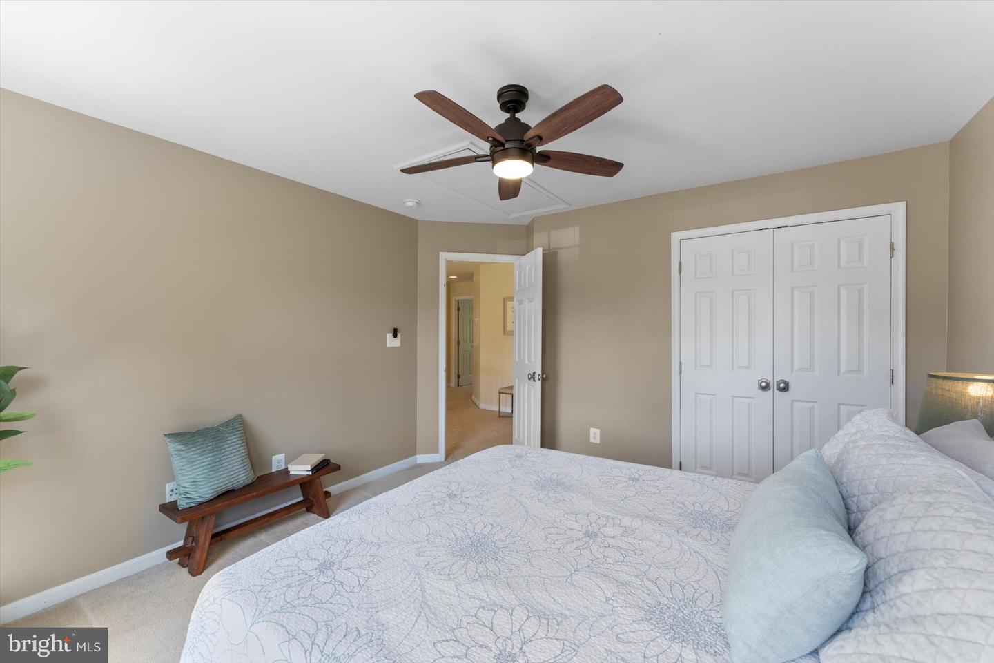 9573 Loma Dr