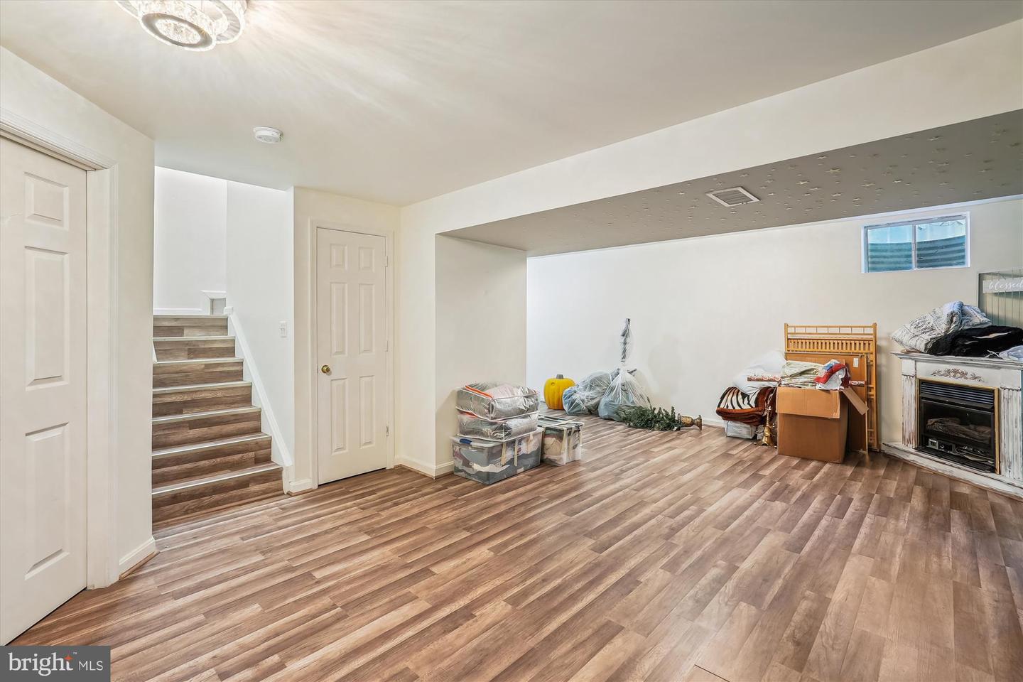12200 Lanark Ct
