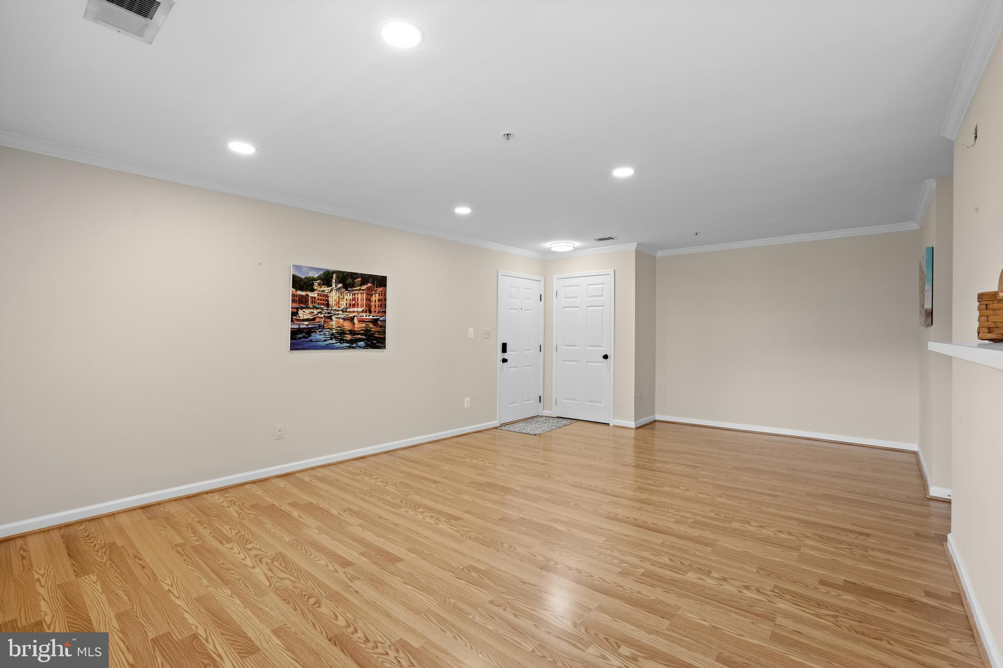 11014 KOMAN CIRCLE 104