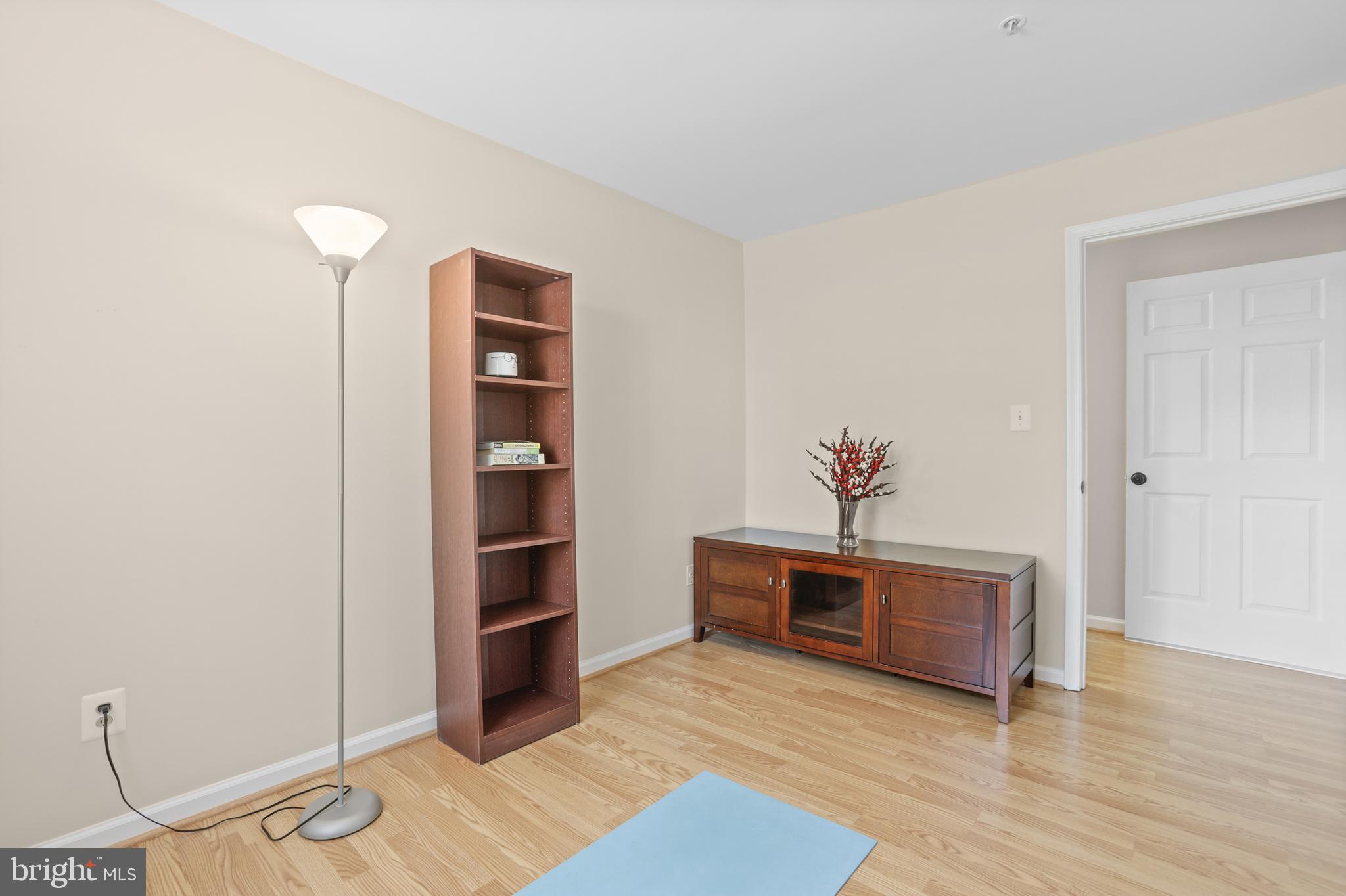 11014 KOMAN CIRCLE 104