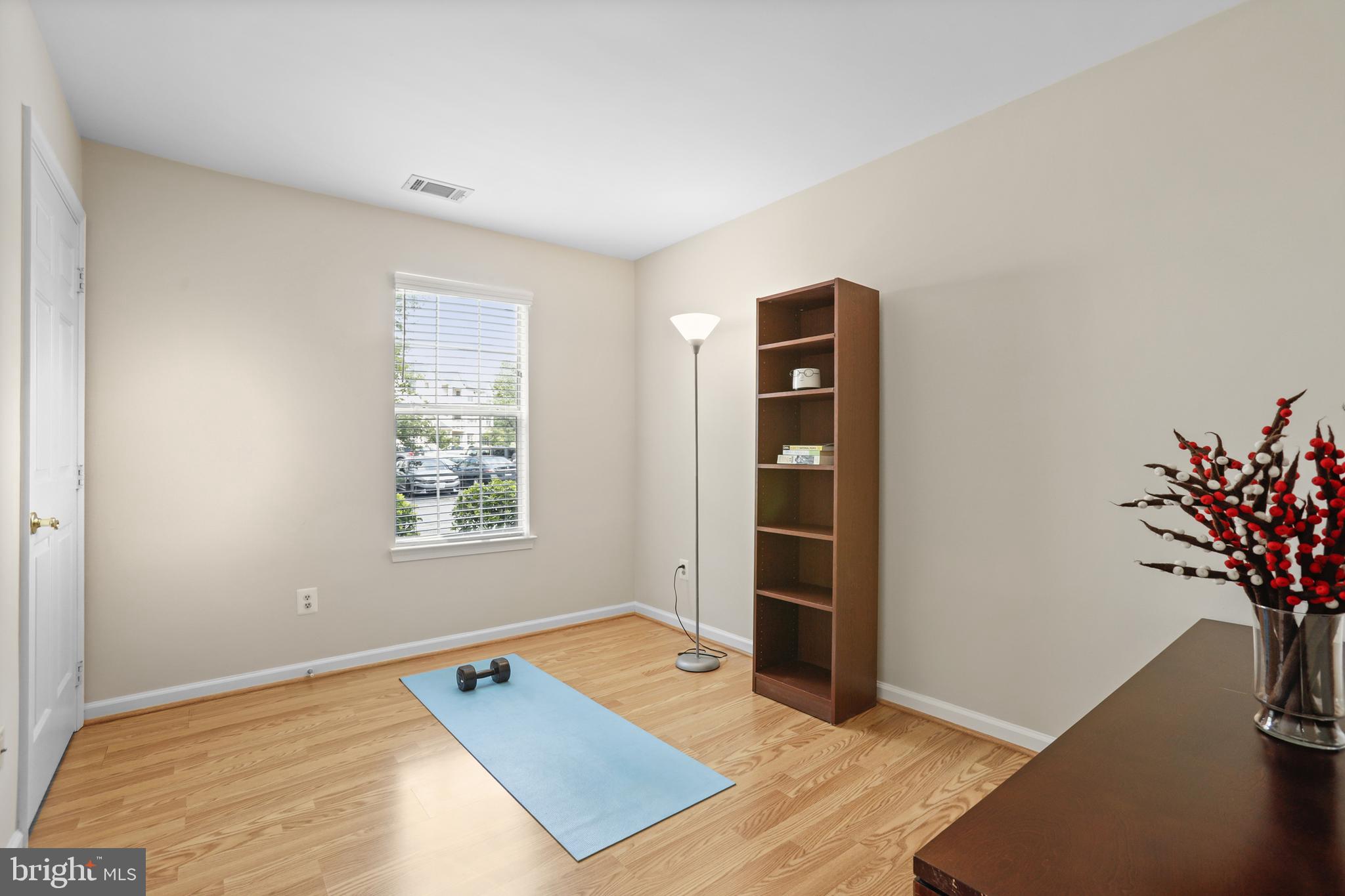 11014 KOMAN CIRCLE 104