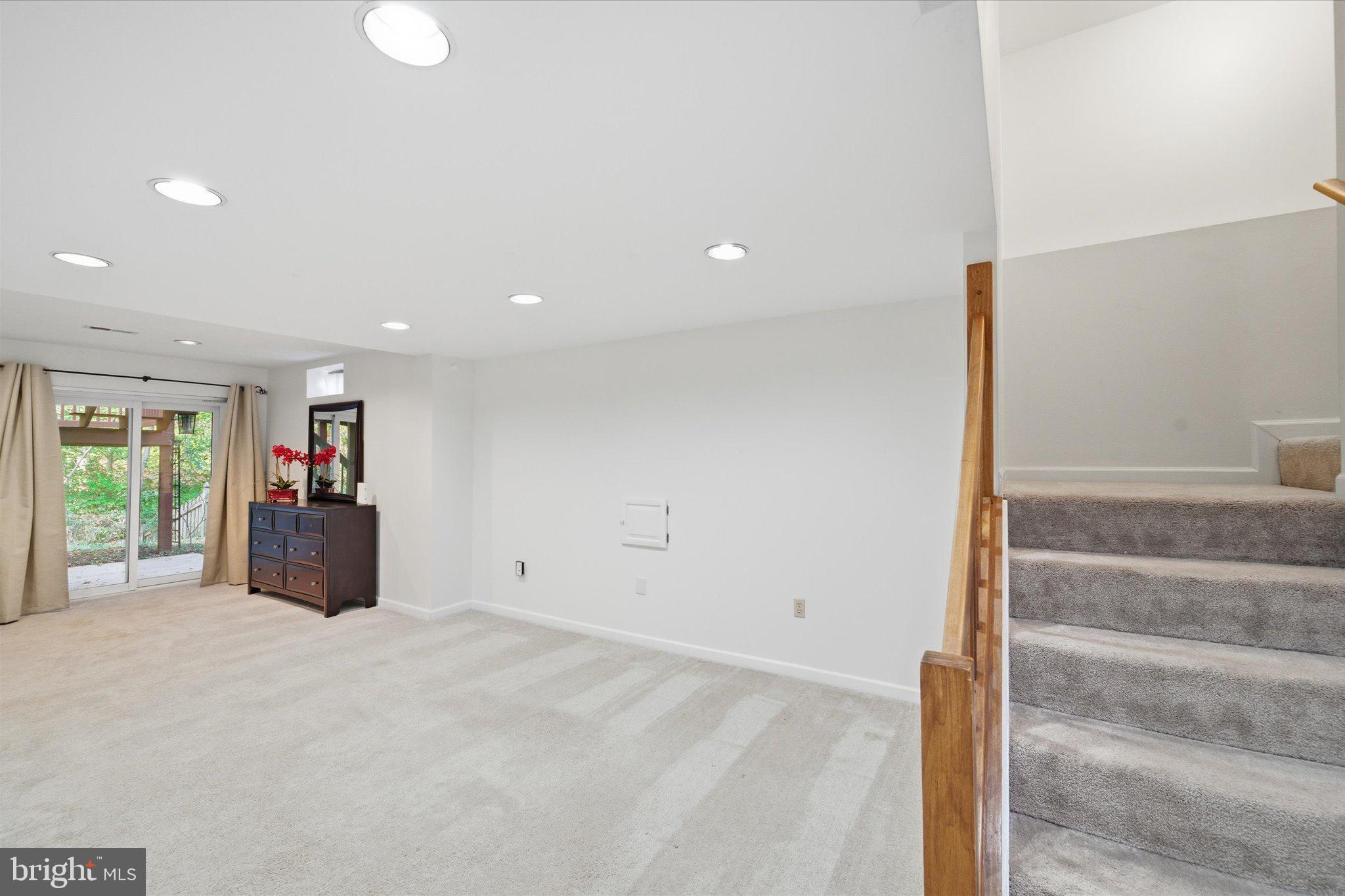 3098 FENNEGAN COURT
