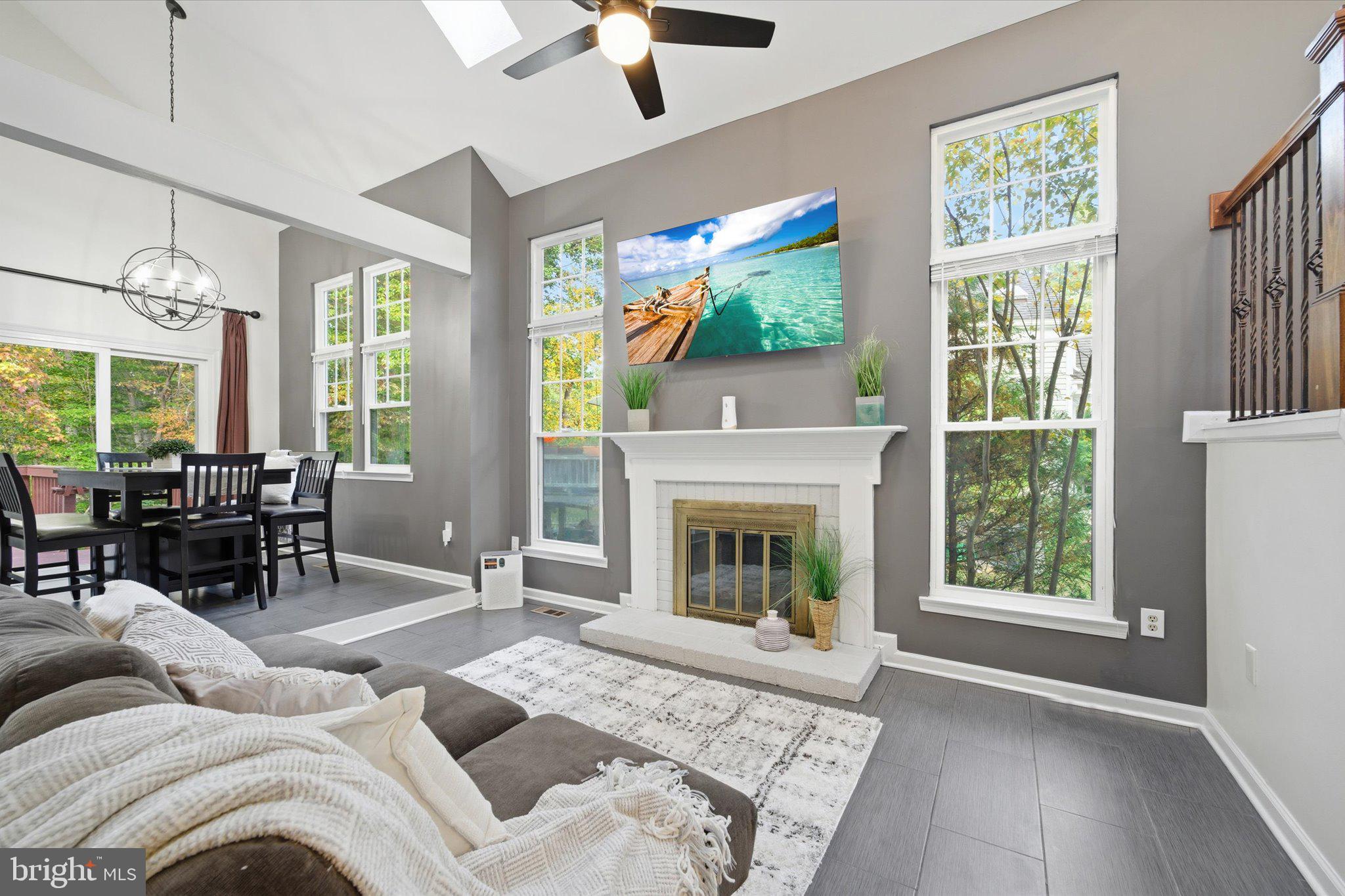 3098 FENNEGAN COURT