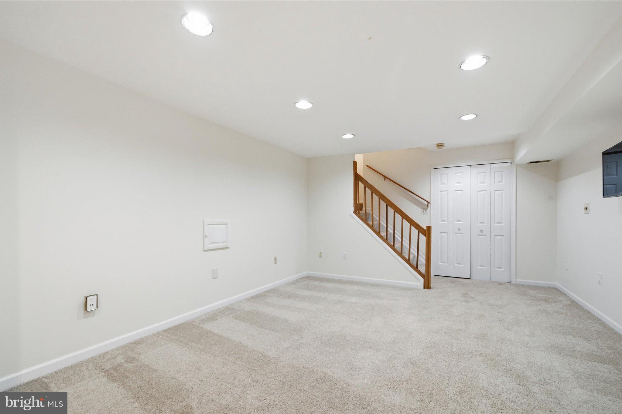 3098 FENNEGAN COURT