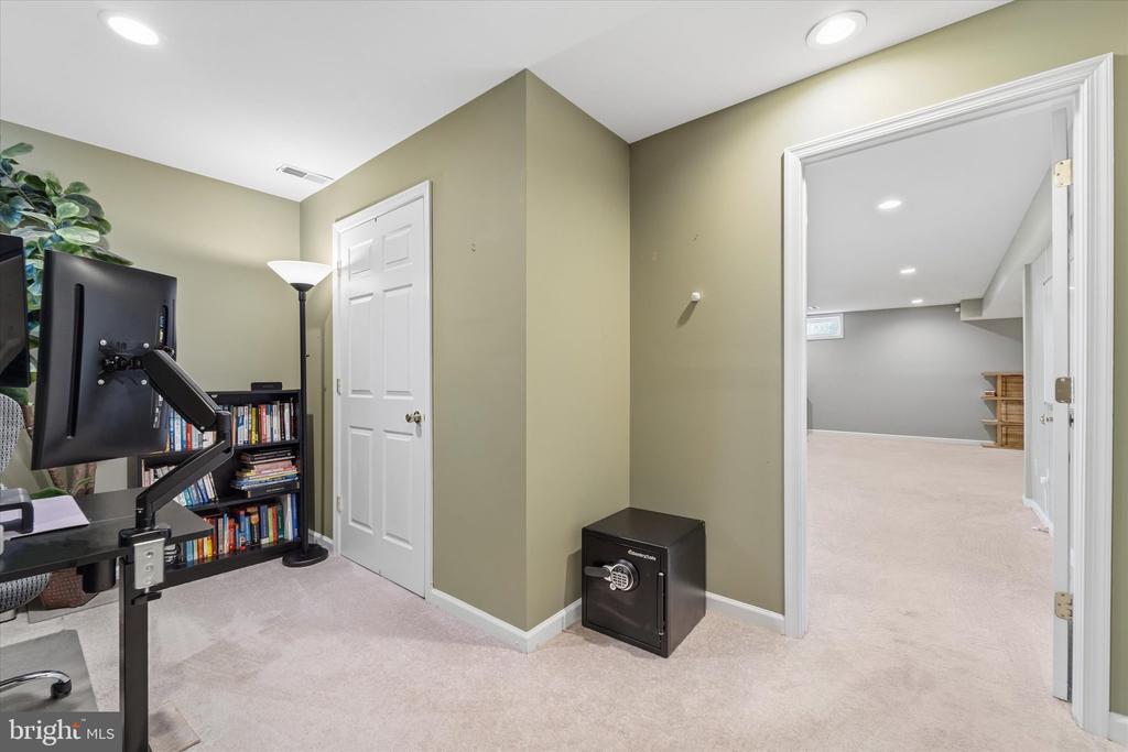 6741 EDGARTOWN WAY