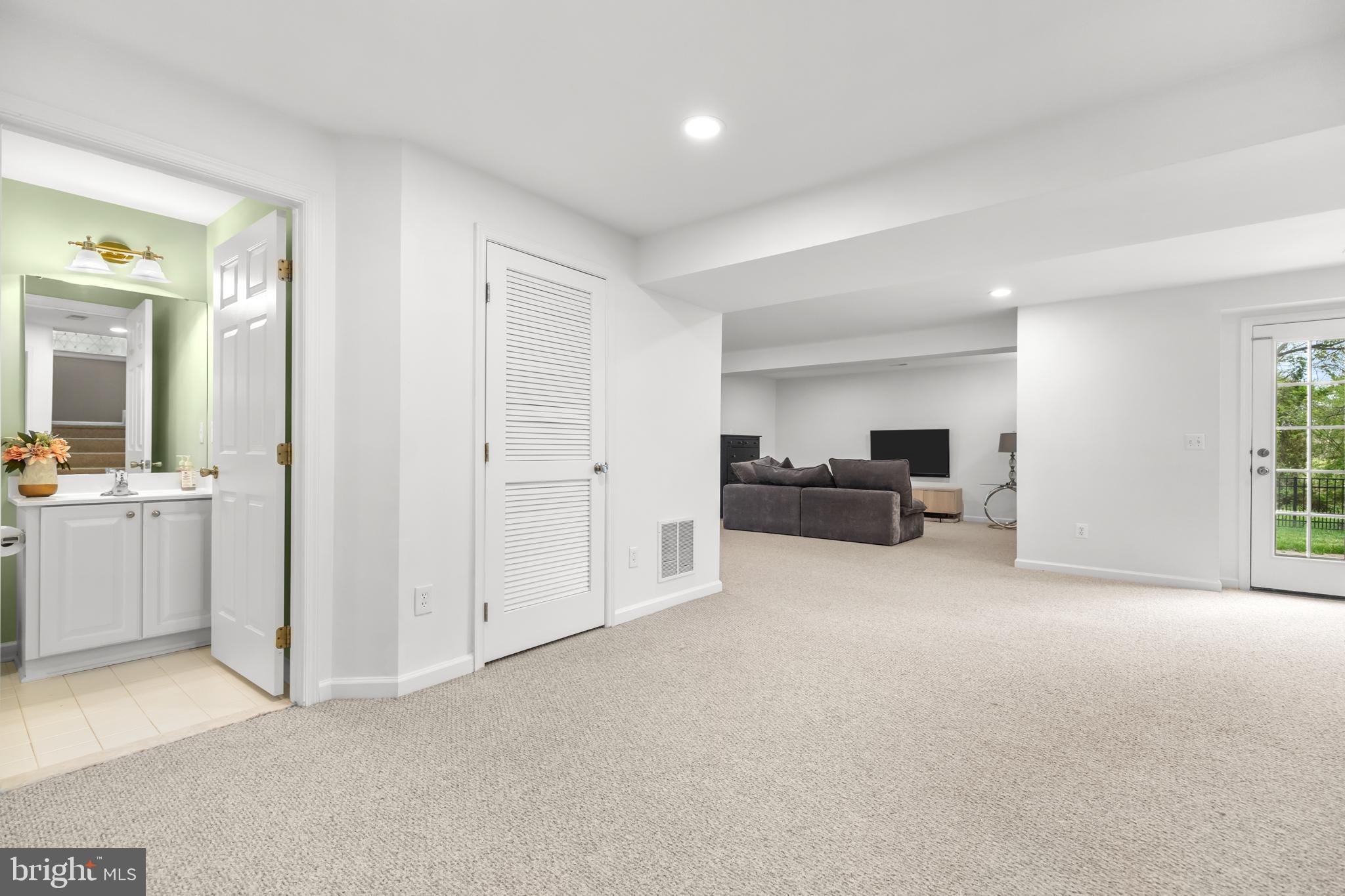 14189 CLATTERBUCK LOOP