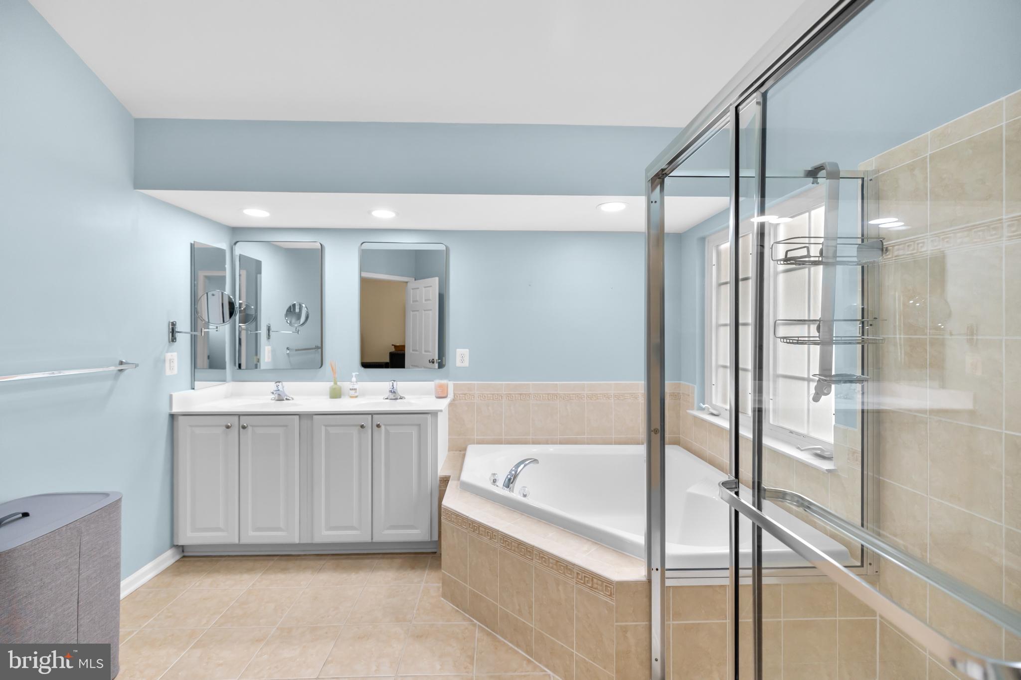 14189 CLATTERBUCK LOOP