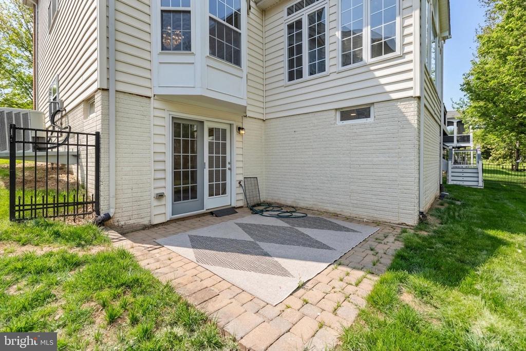 14189 CLATTERBUCK LOOP