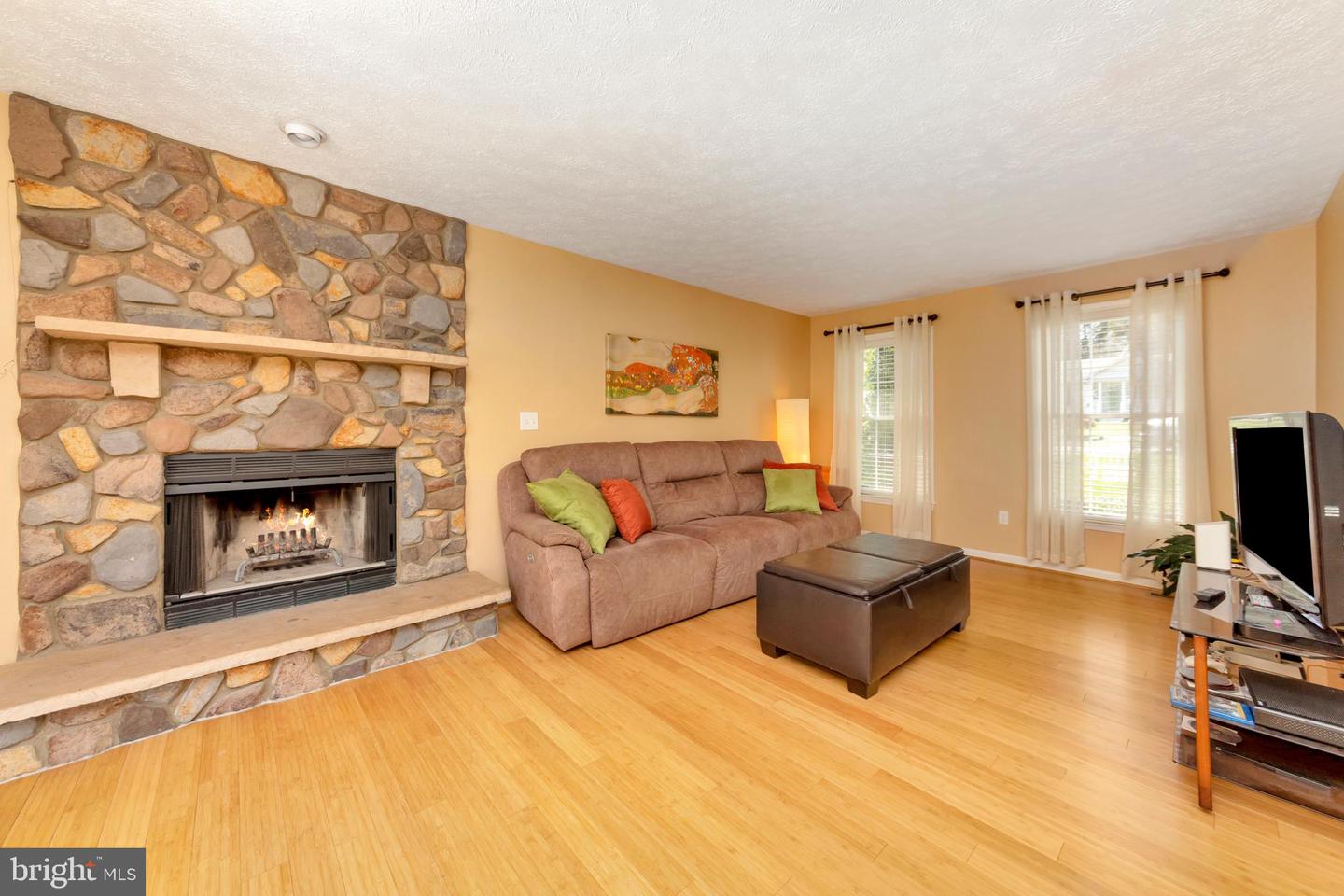 11911 Falcon Ridge Dr