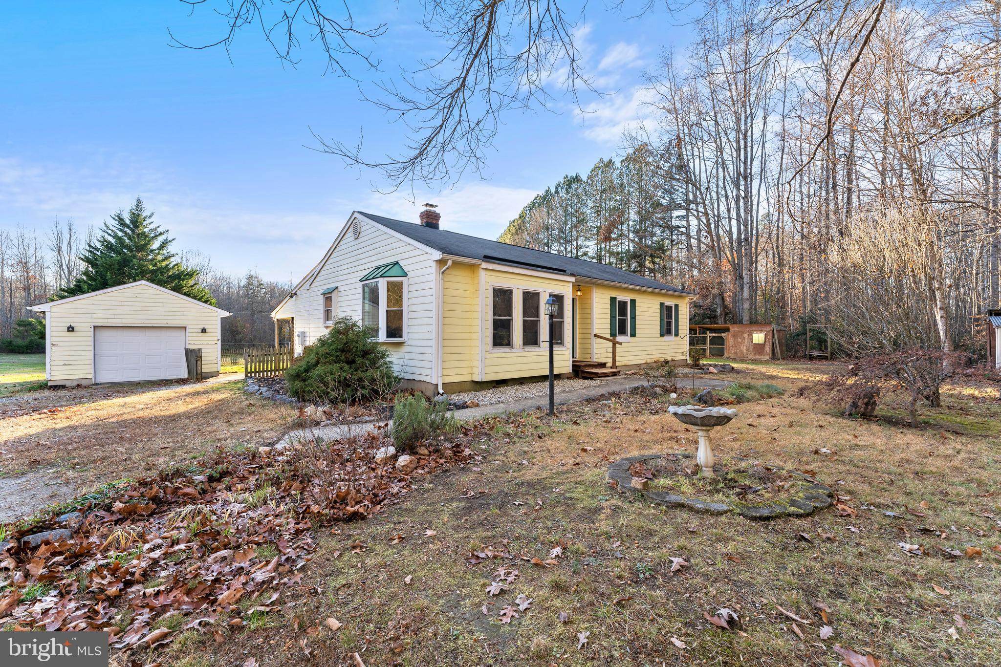 8800 Old Mill Ln