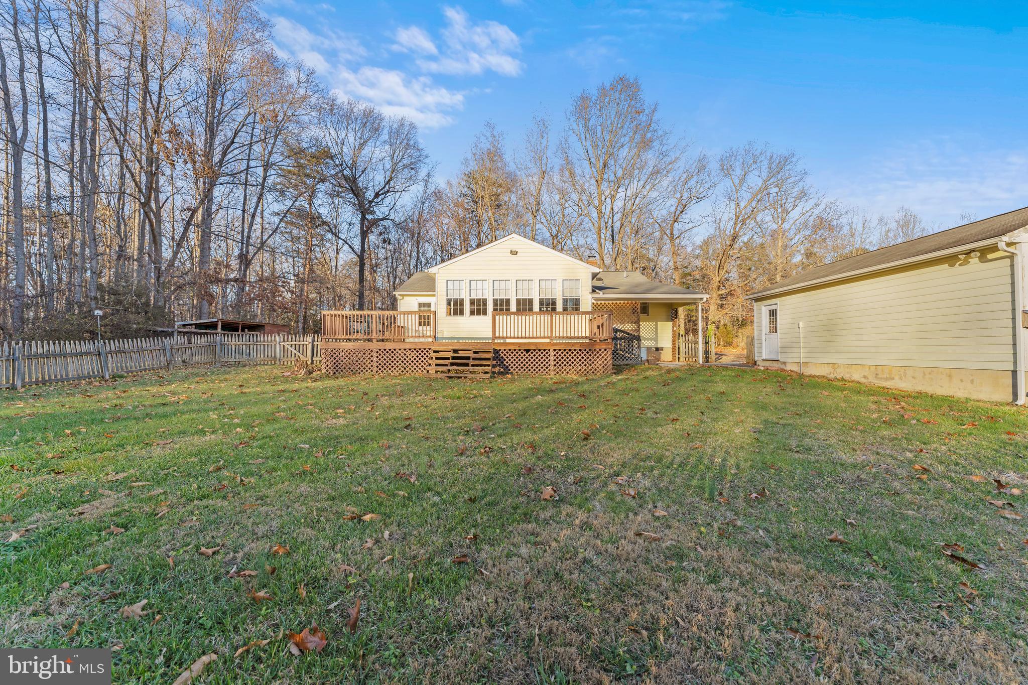8800 Old Mill Ln