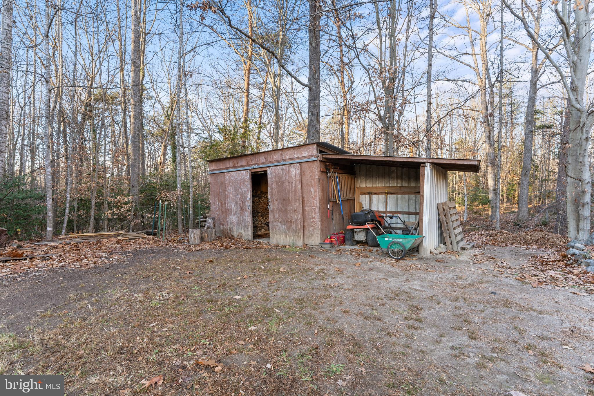 8800 Old Mill Ln