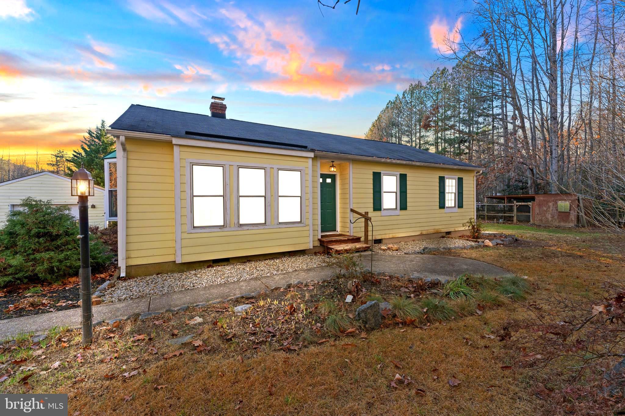 8800 Old Mill Ln