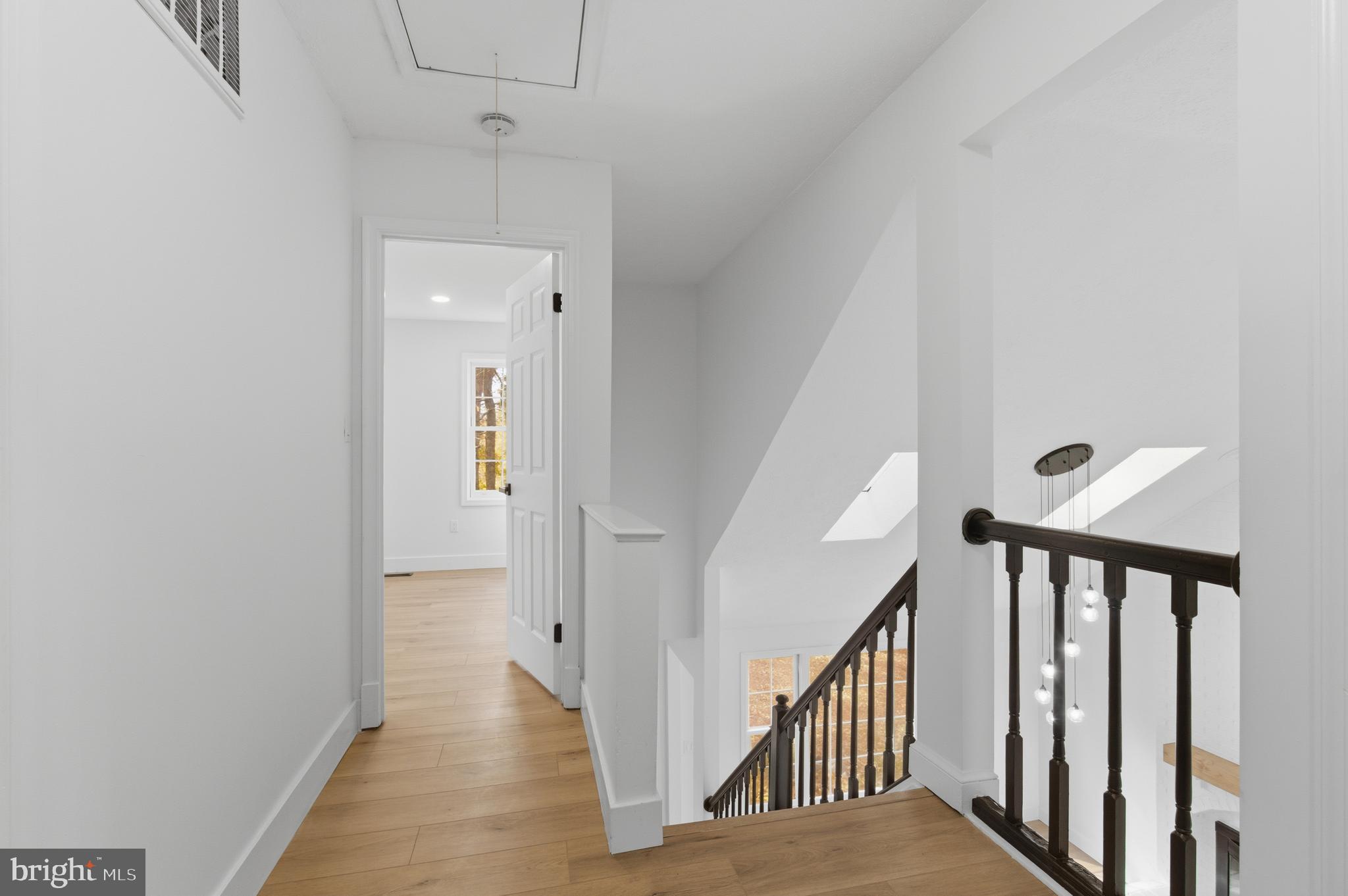 208 WILSON COVE