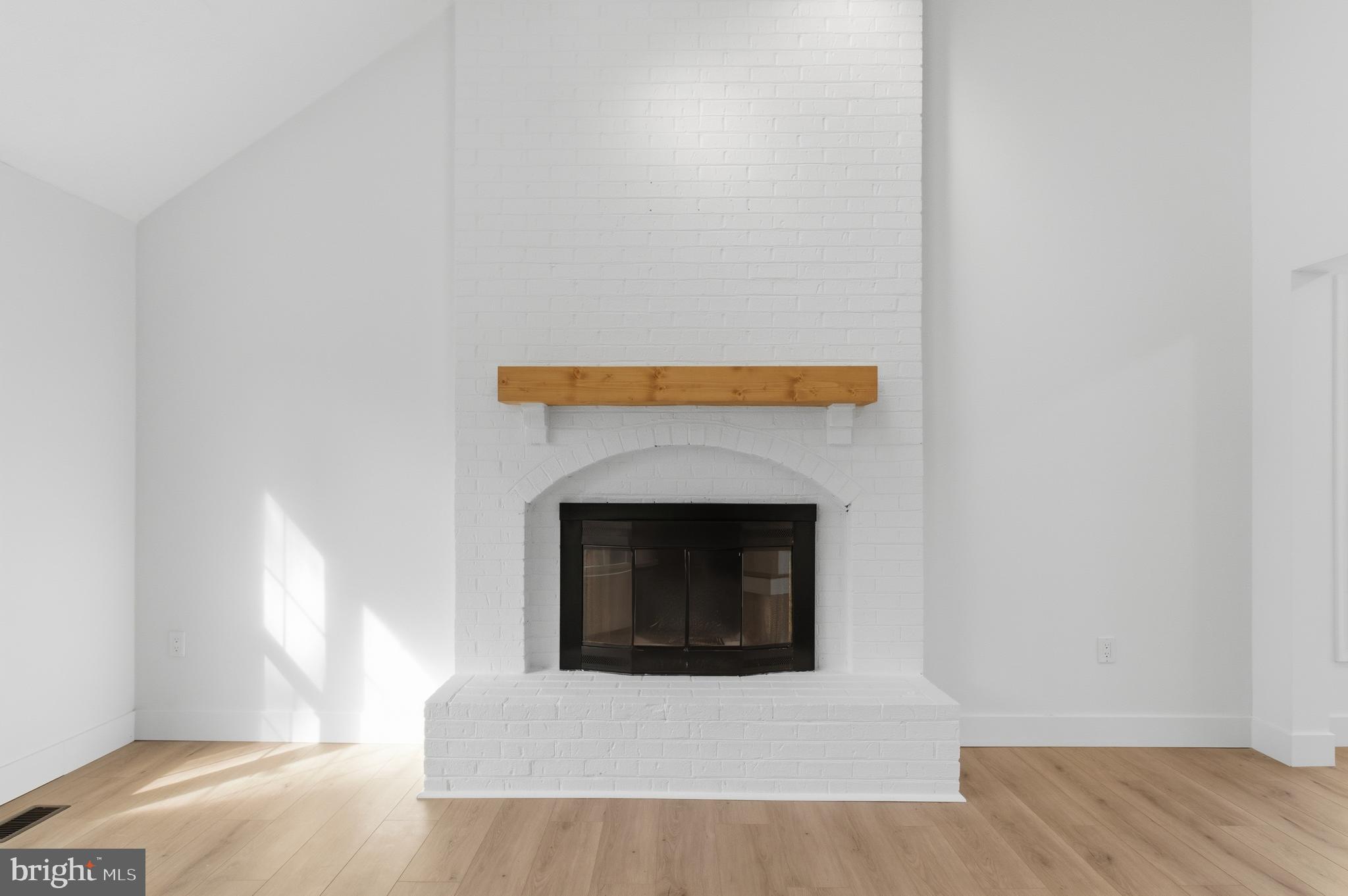 208 WILSON COVE