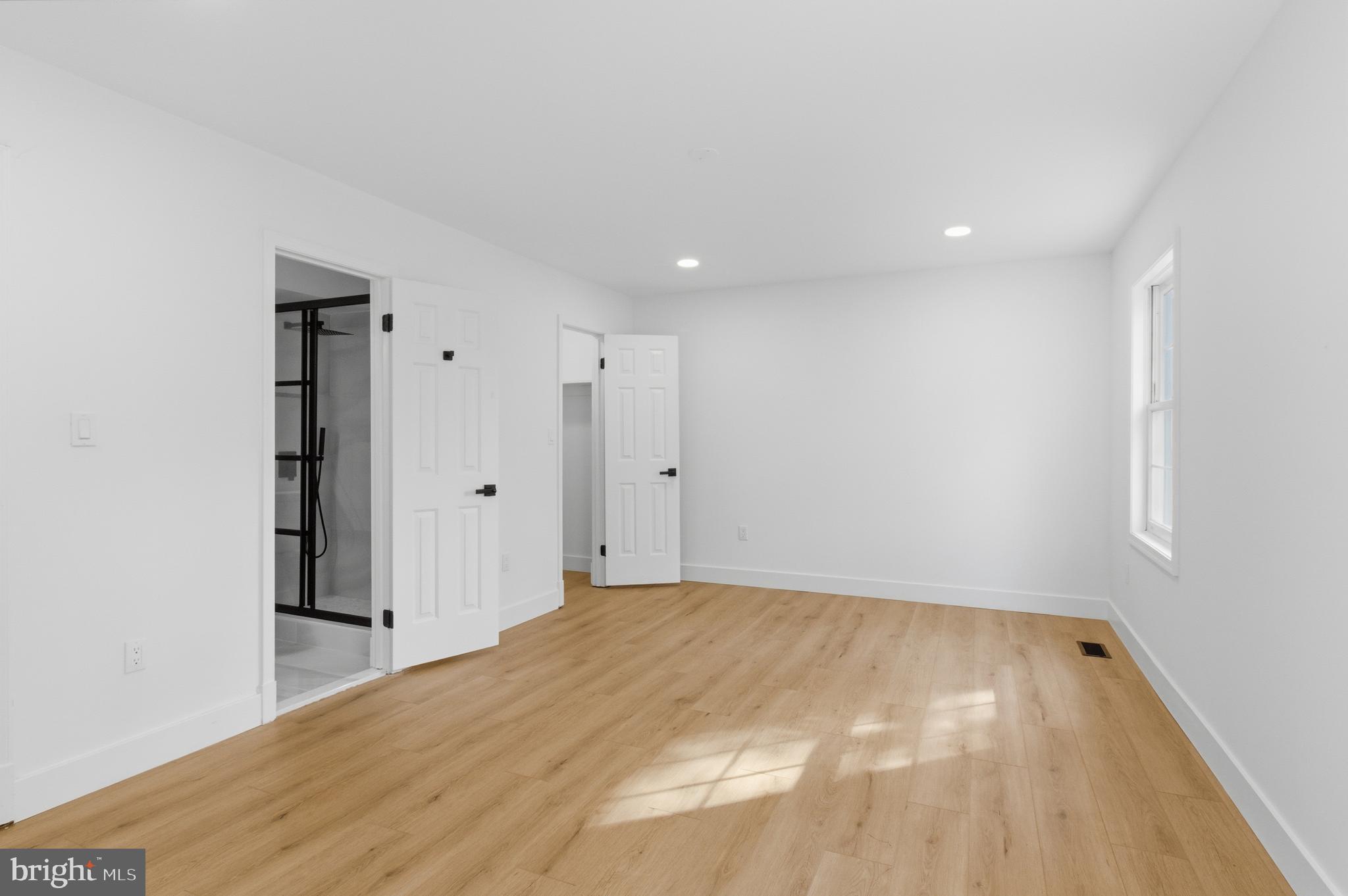 208 WILSON COVE