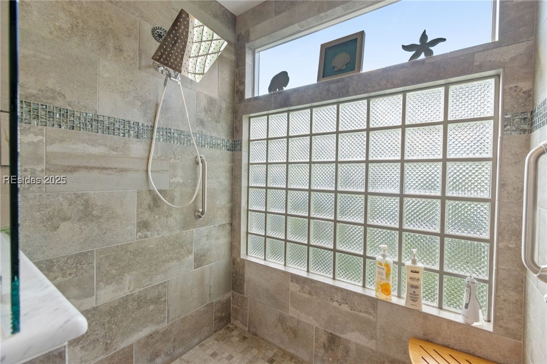 116 Robert E Lee Lane