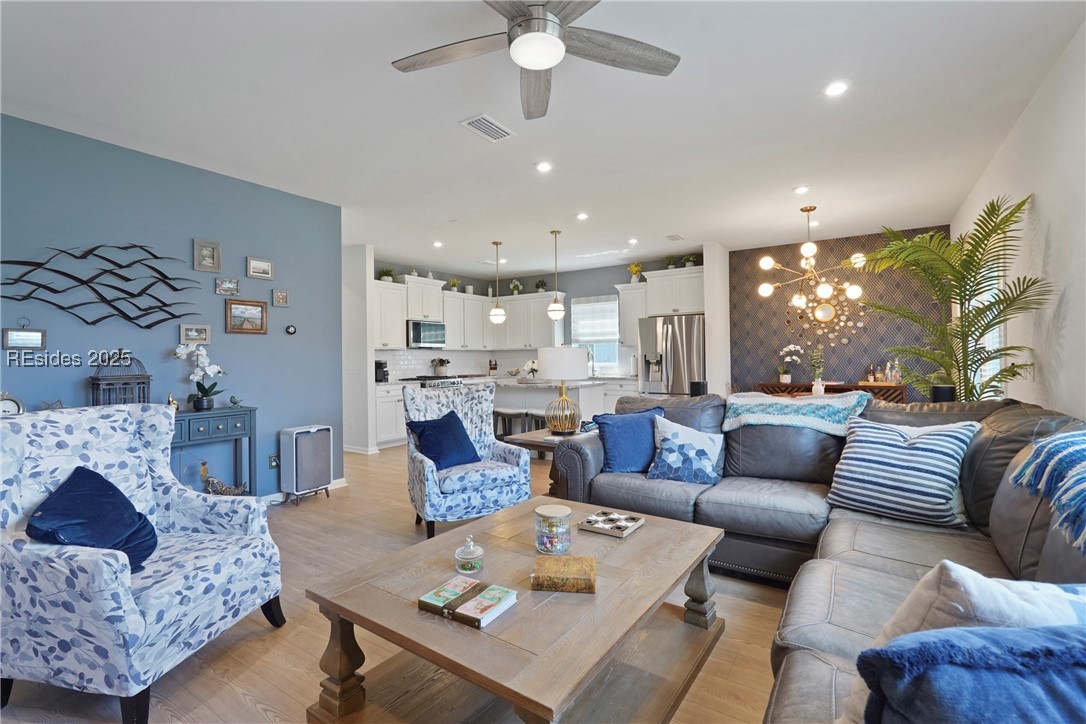 1125 Salem Bay Drive