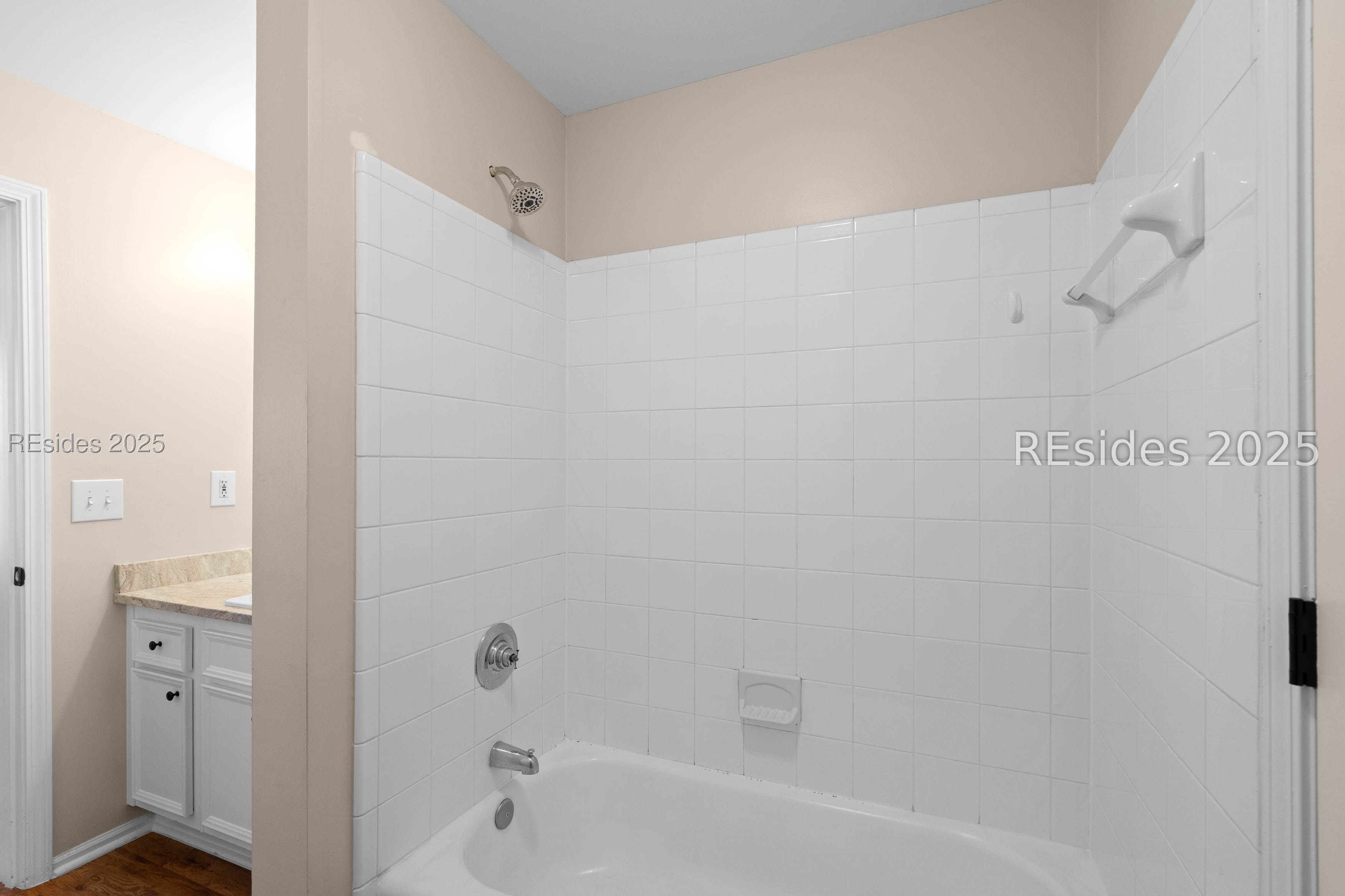 50 Pebble Beach Cove Unit: L113